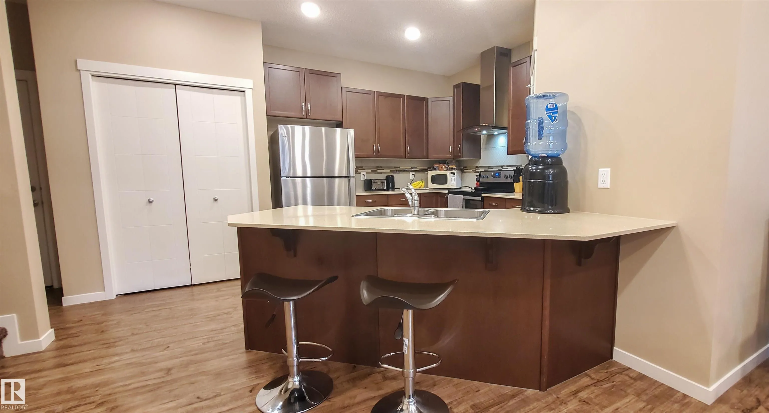 4436 ANNETT Common