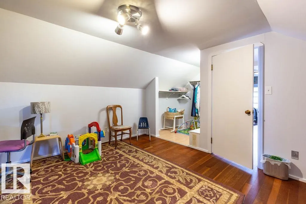 14014 106 Avenue