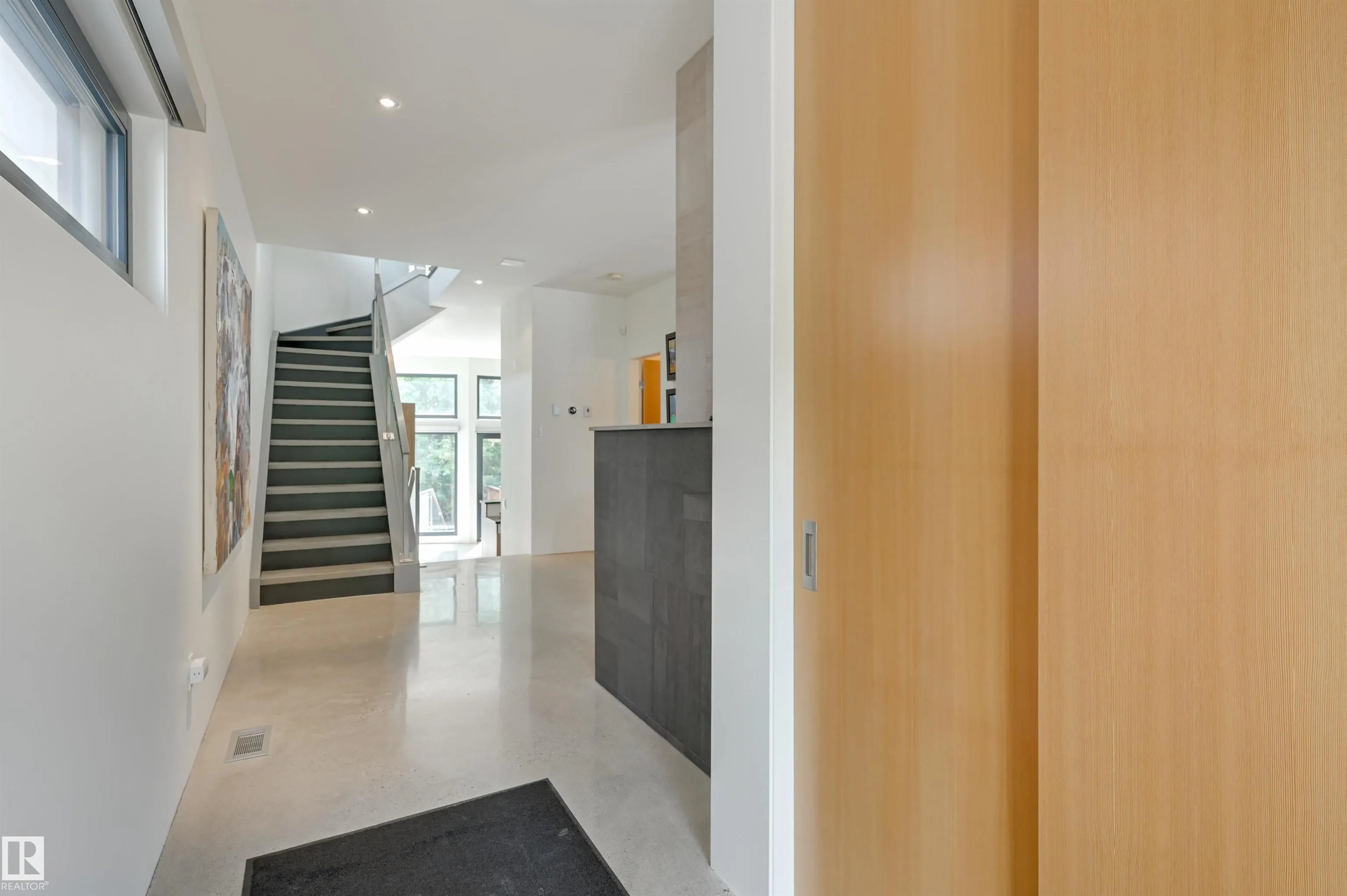 50 SYLVANCROFT Lane