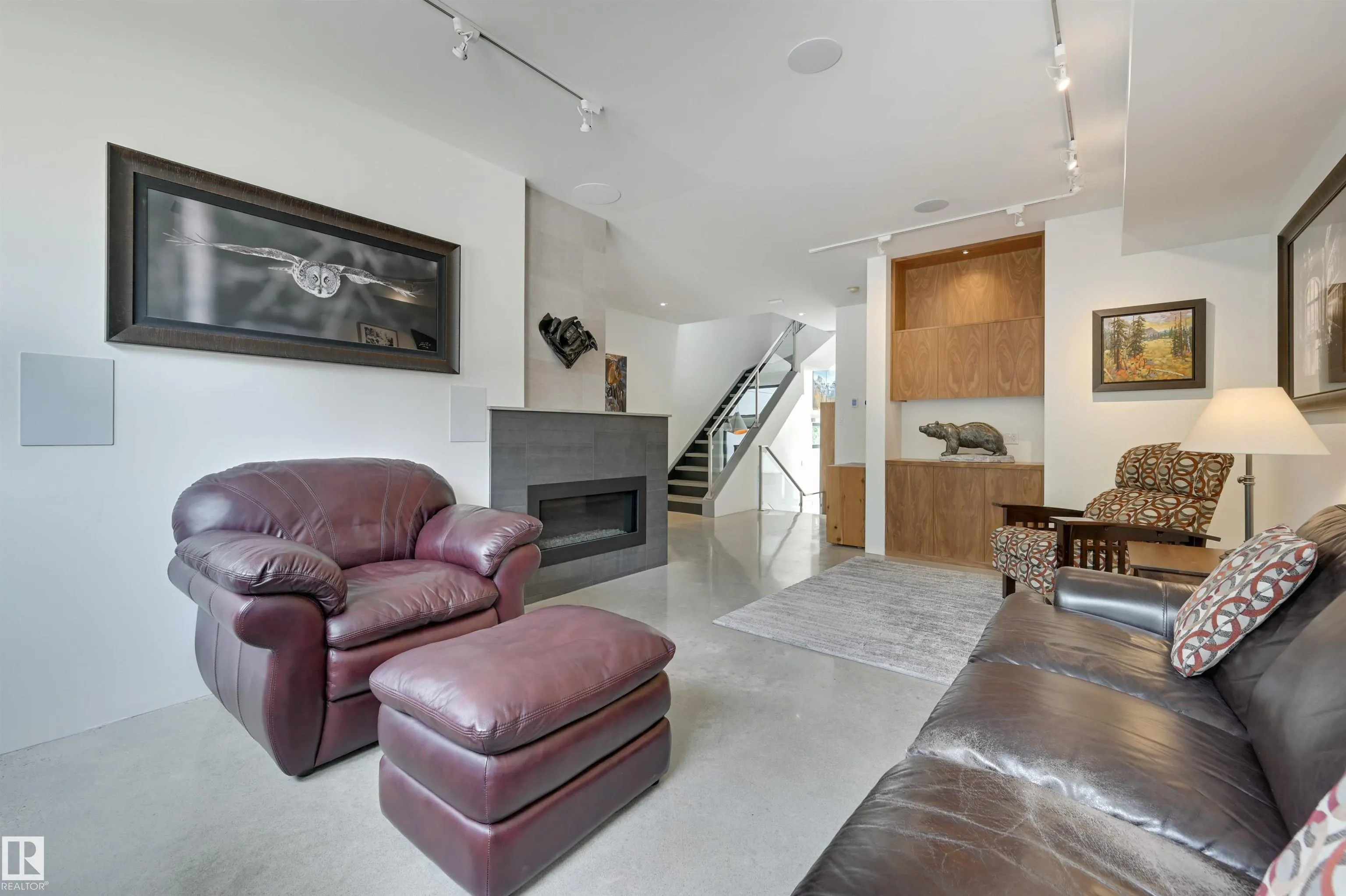 50 SYLVANCROFT Lane