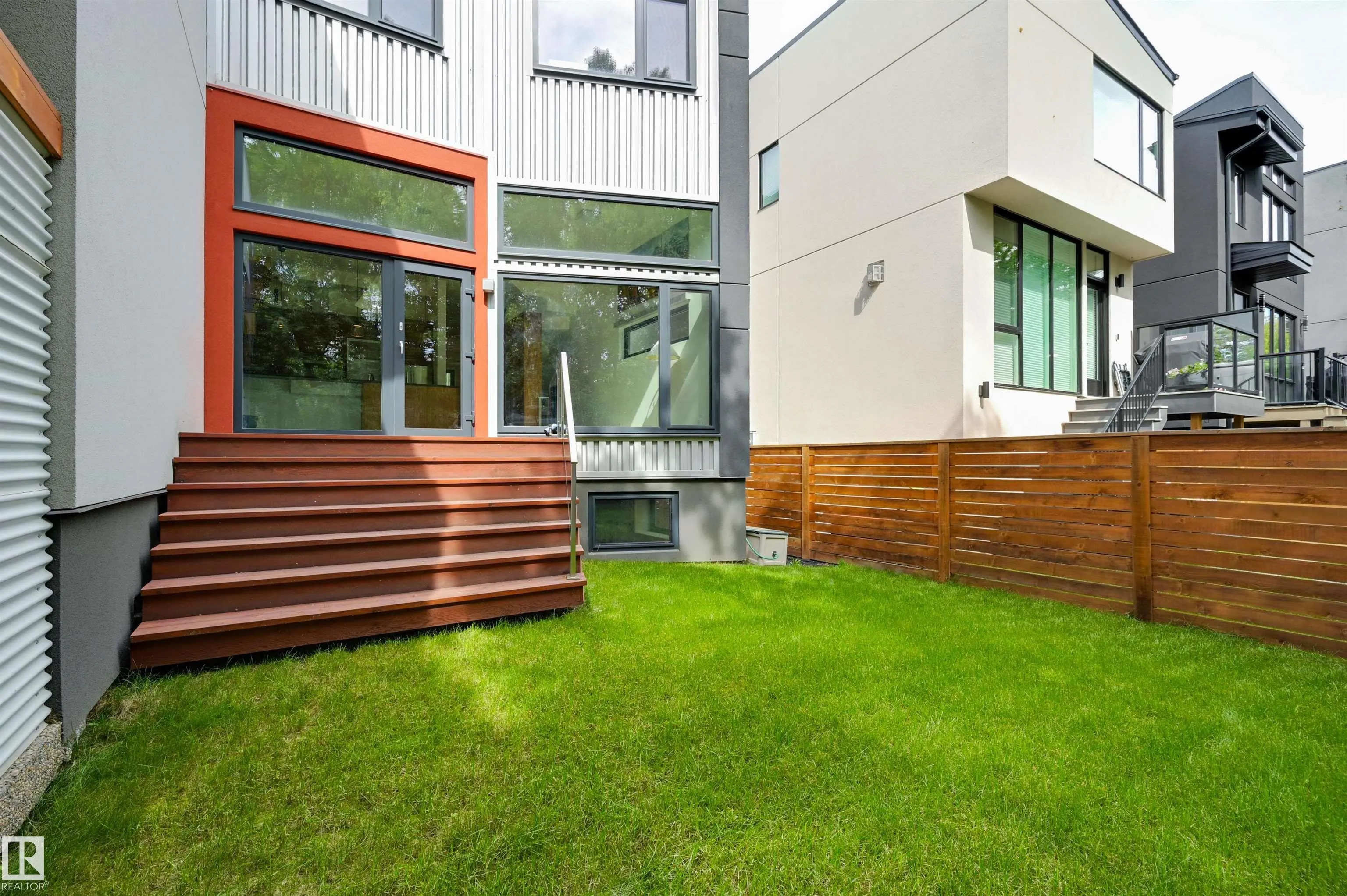 50 SYLVANCROFT Lane