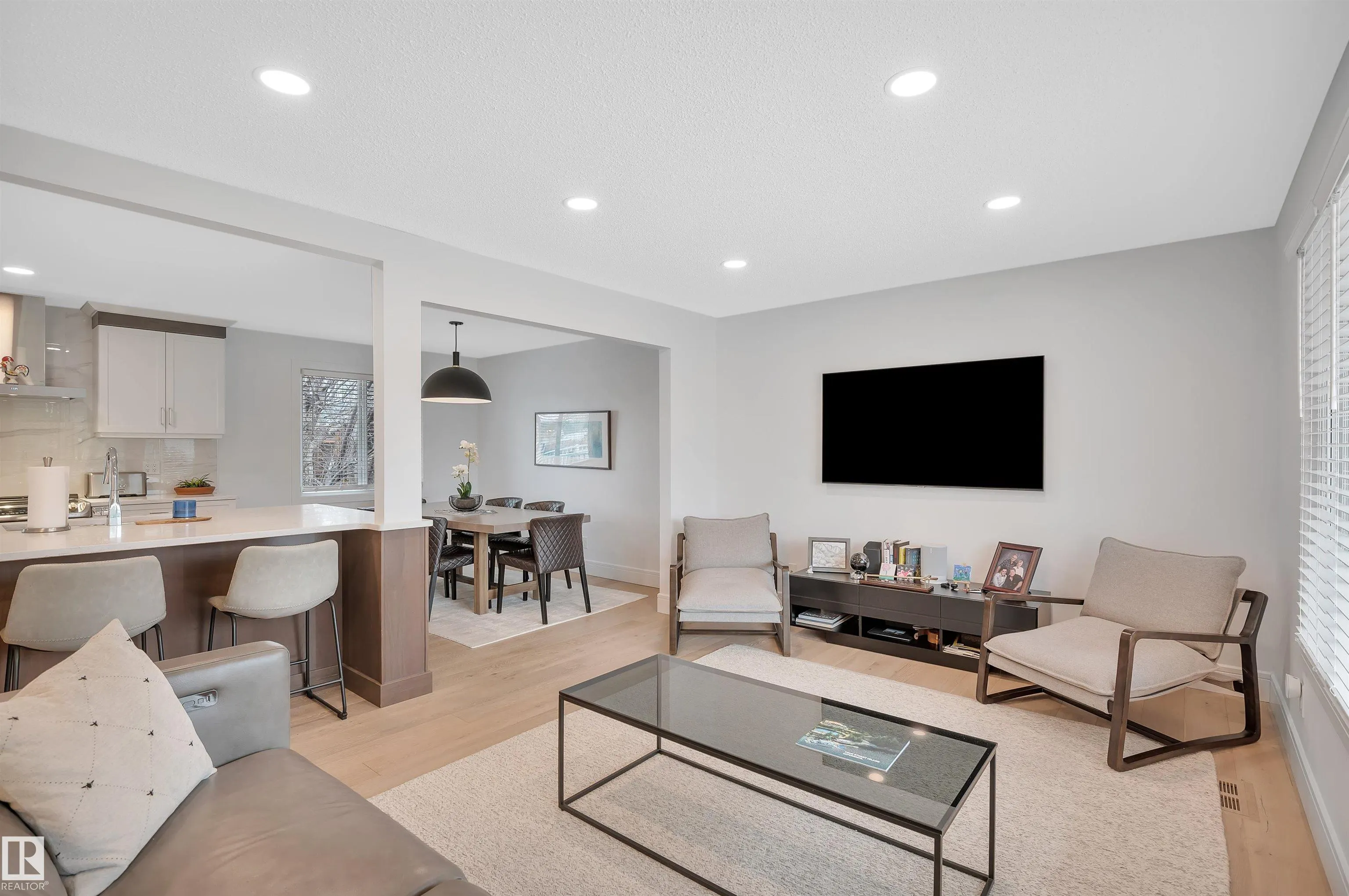 29 PEACE RIVER Drive