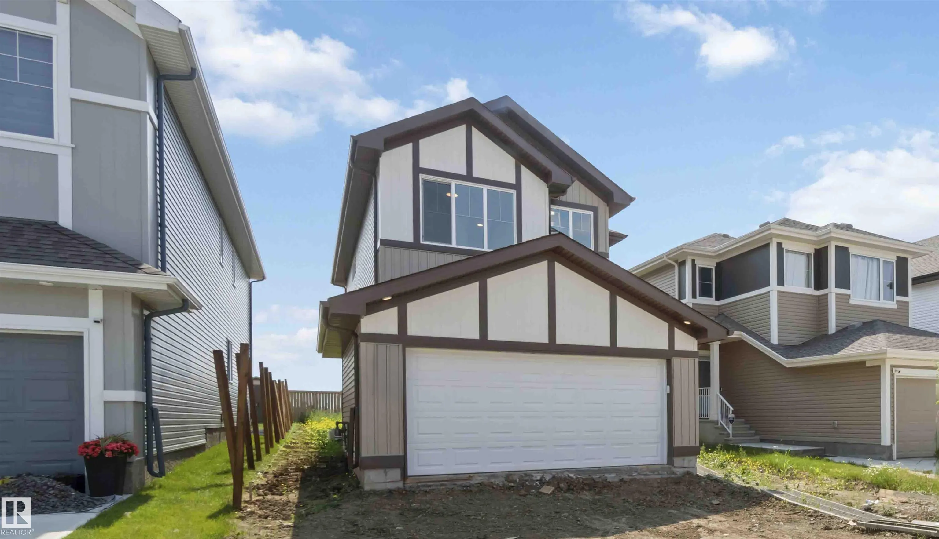 19 SPRINGBROOK Wynd