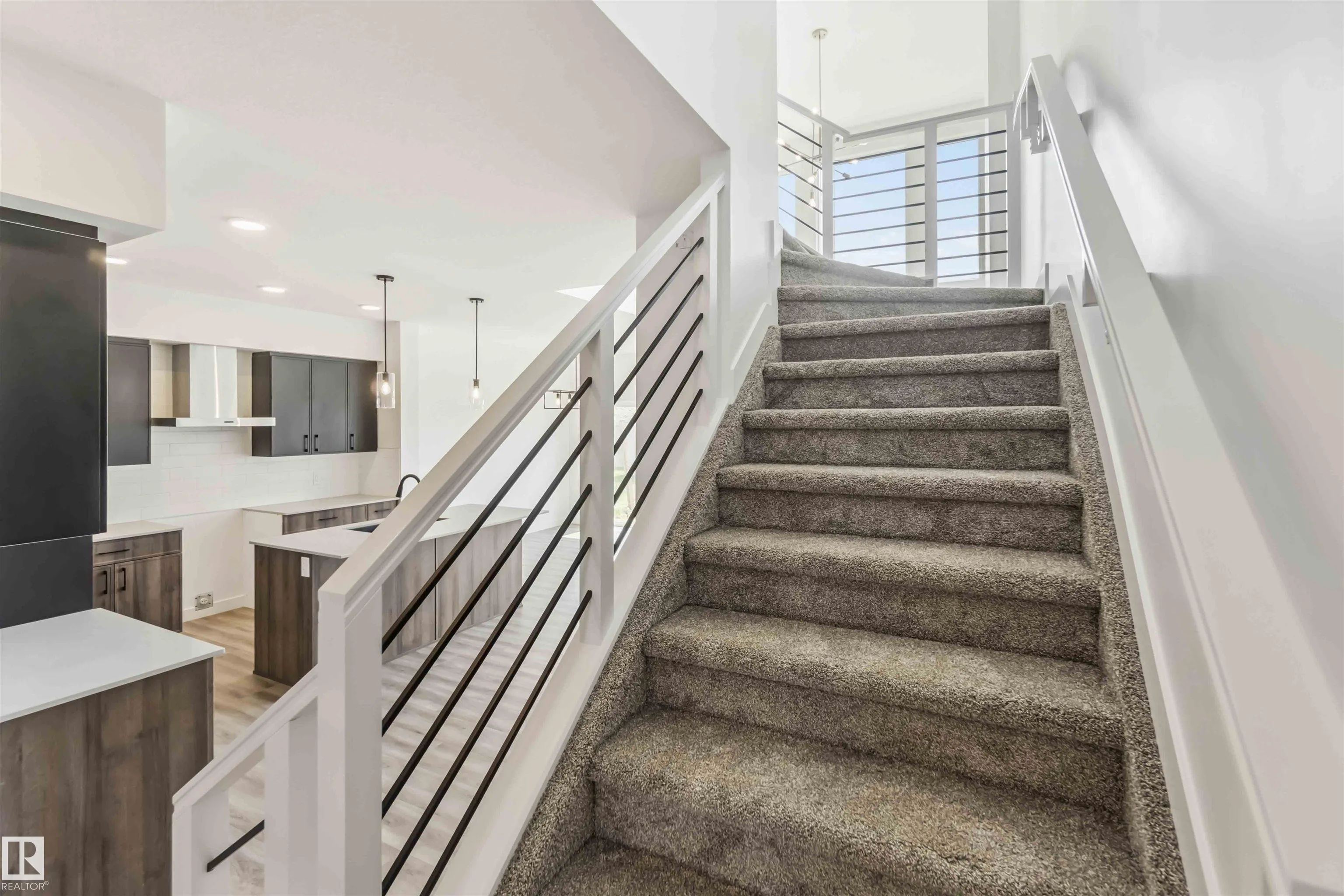 19 SPRINGBROOK Wynd