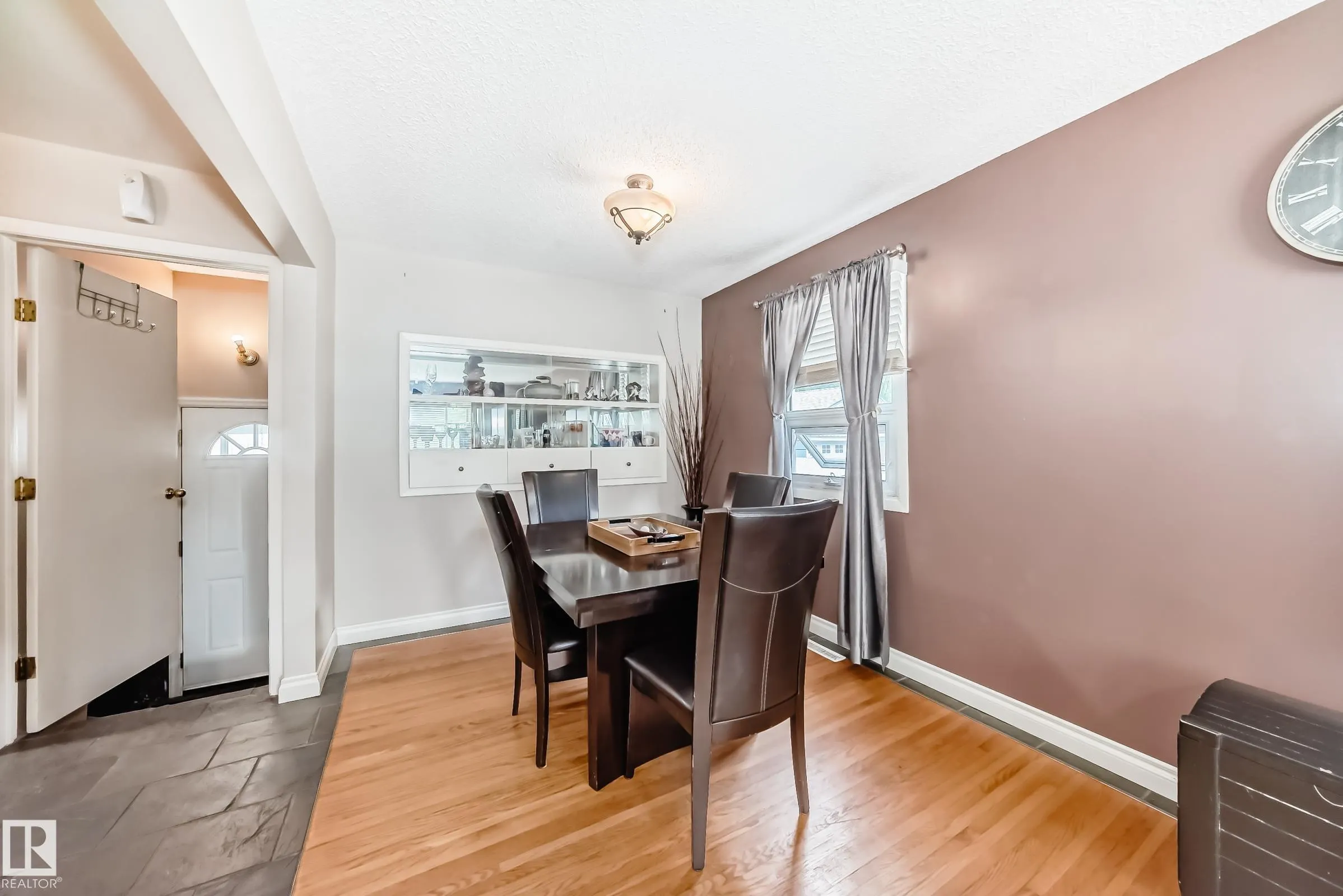44 GRANDIN Road
