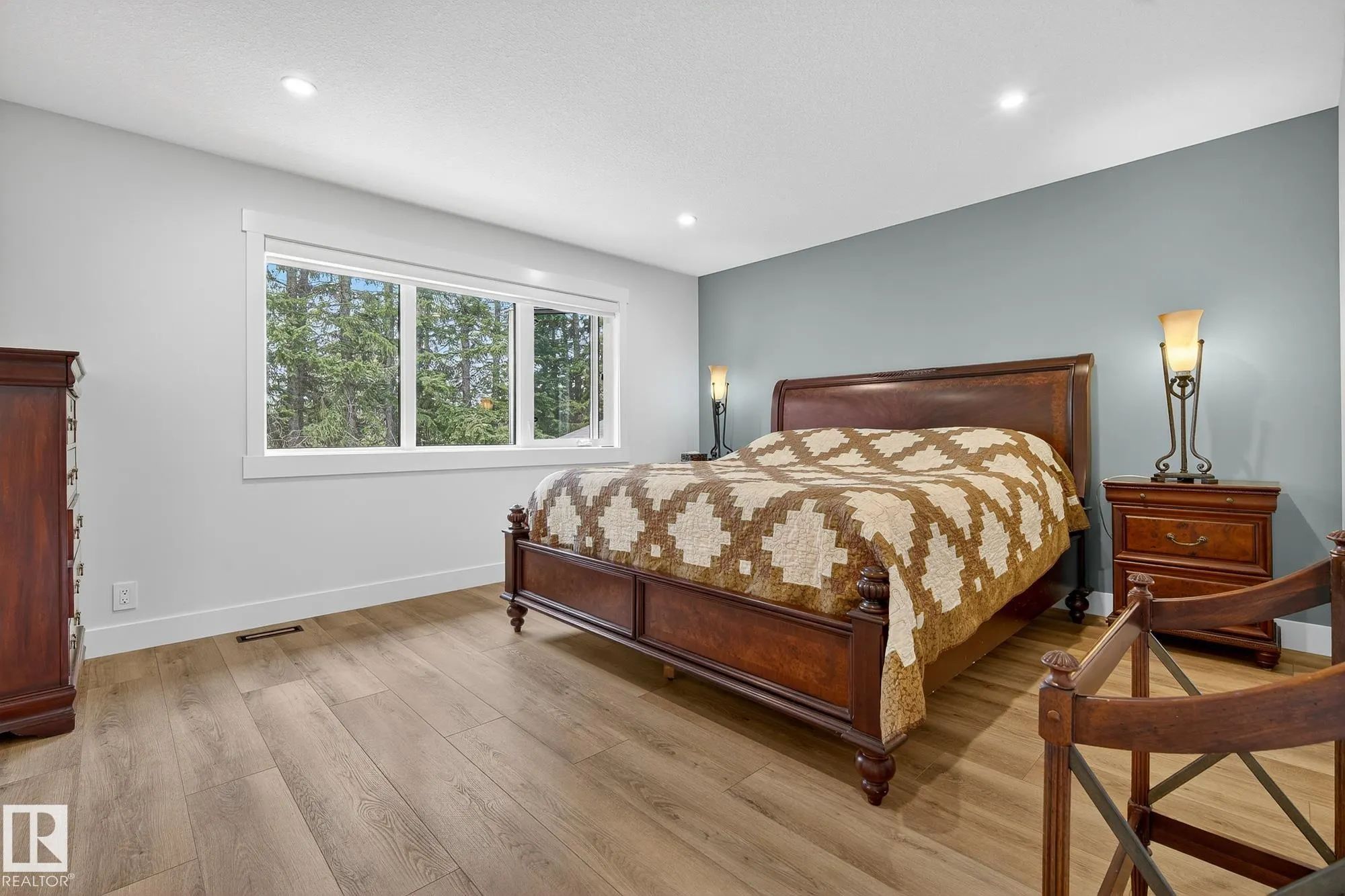 57 Newbury Ci