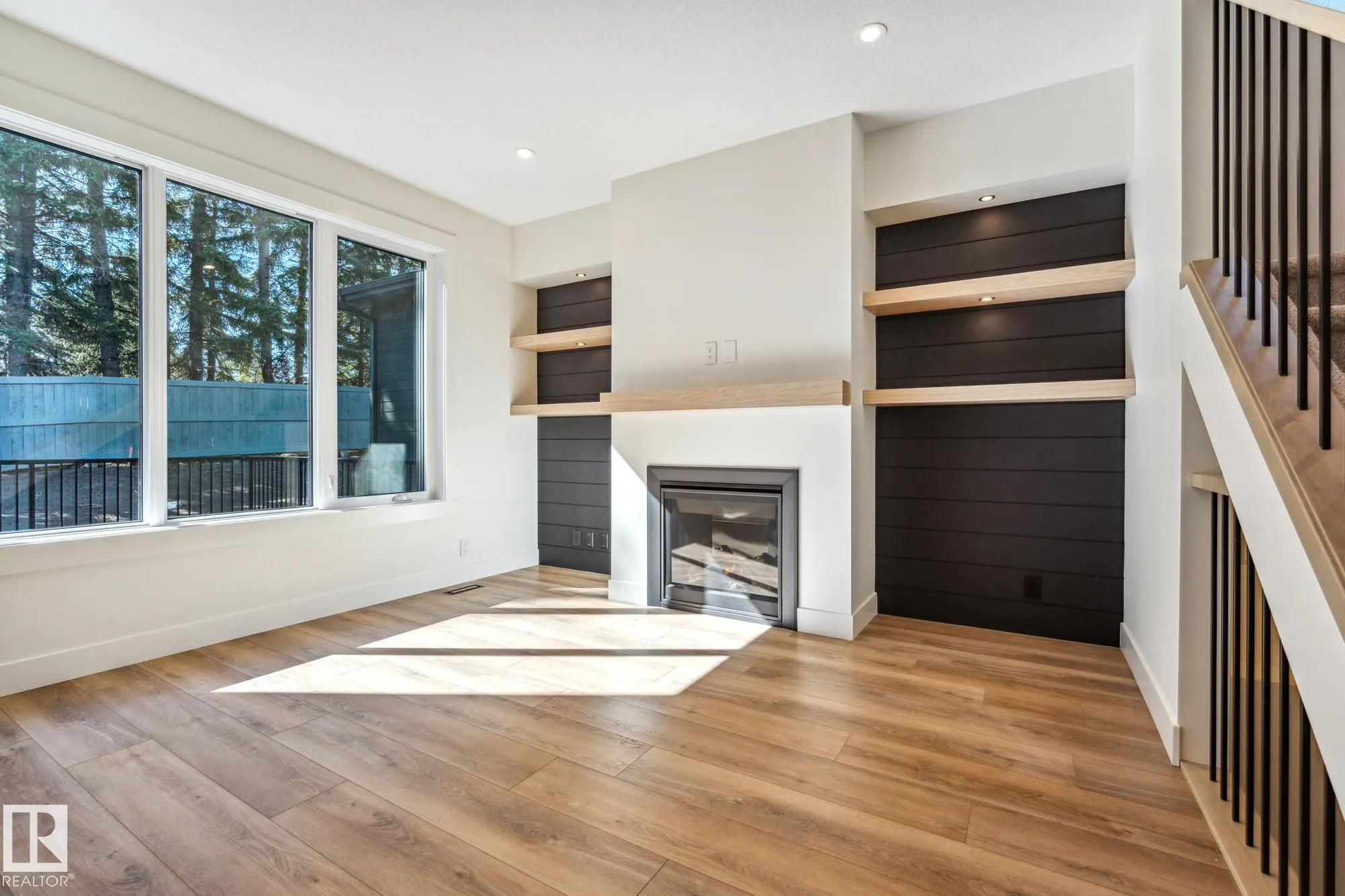 57 Newbury Ci