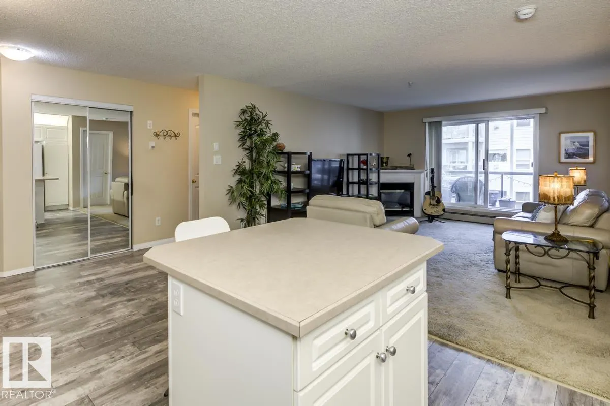 100 Foxhaven Drive