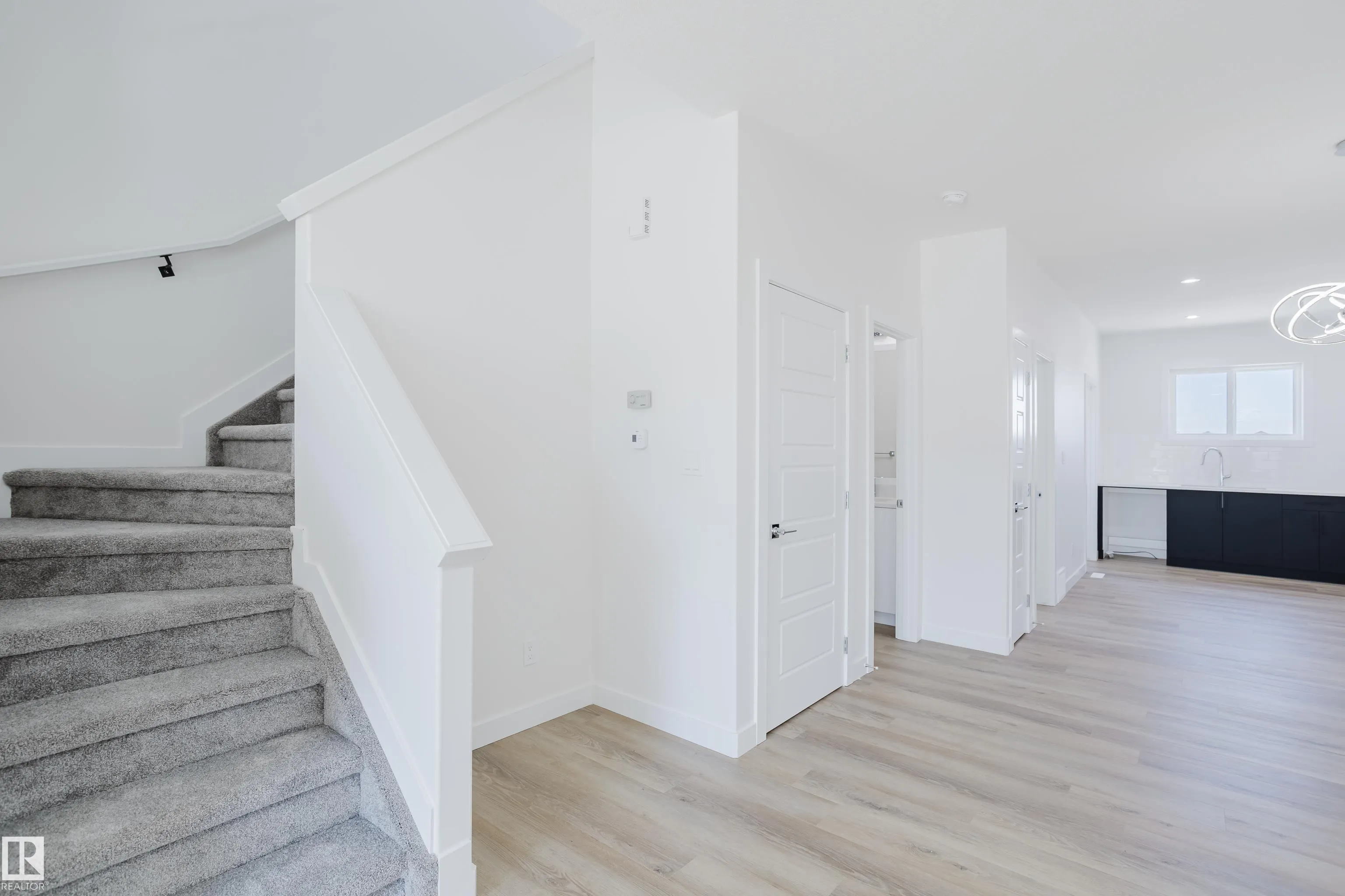 261 Munn Way