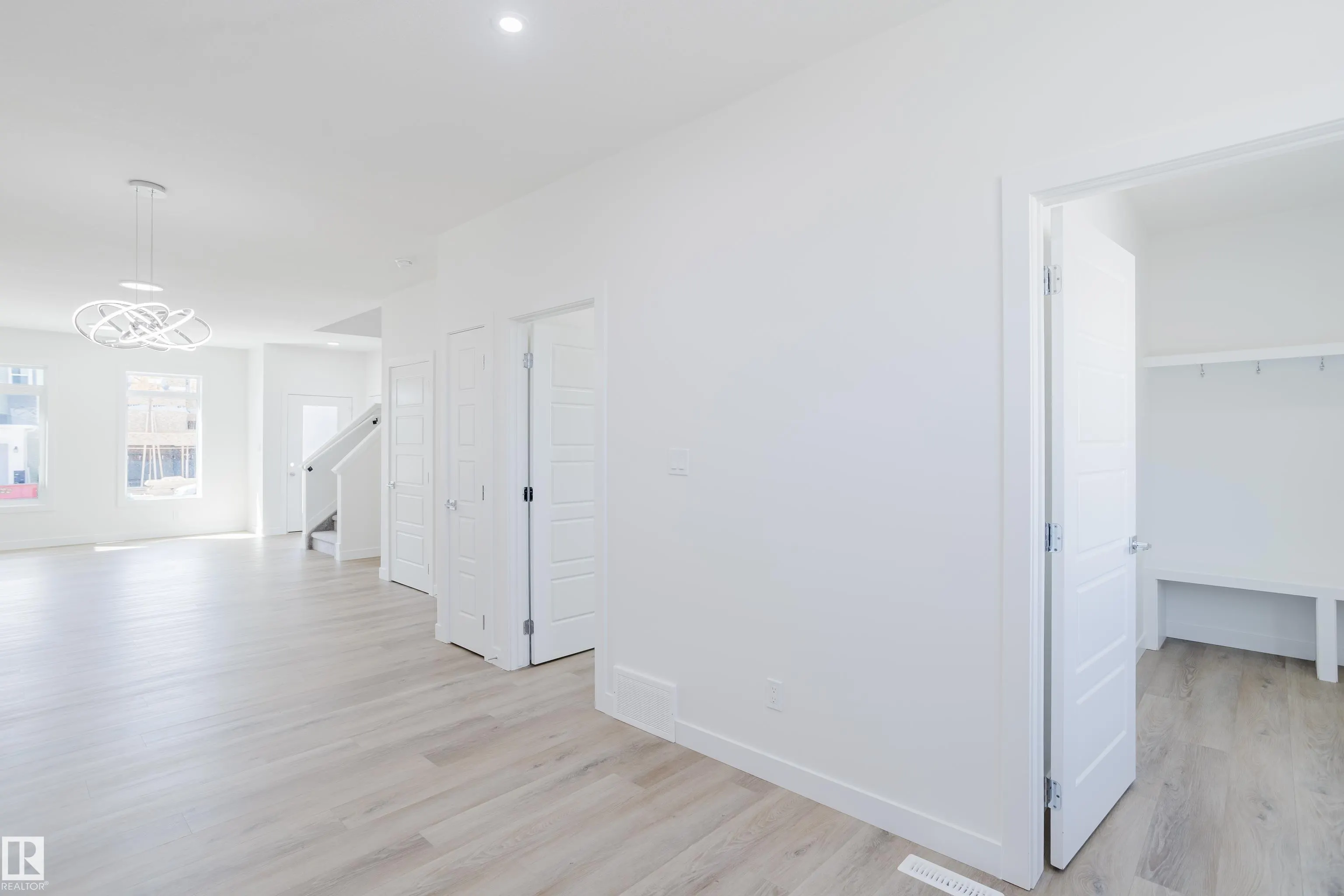 261 Munn Way