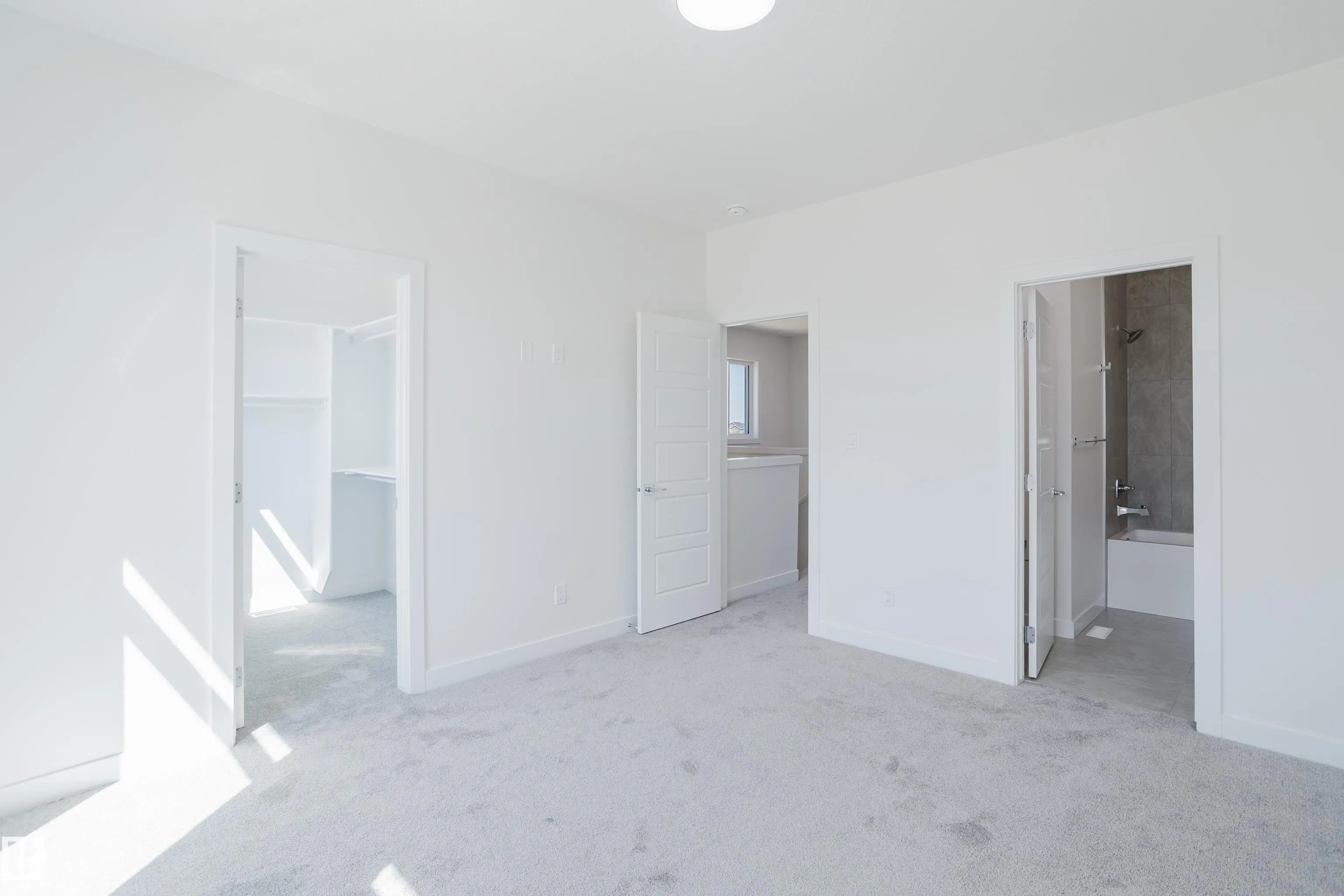 261 Munn Way