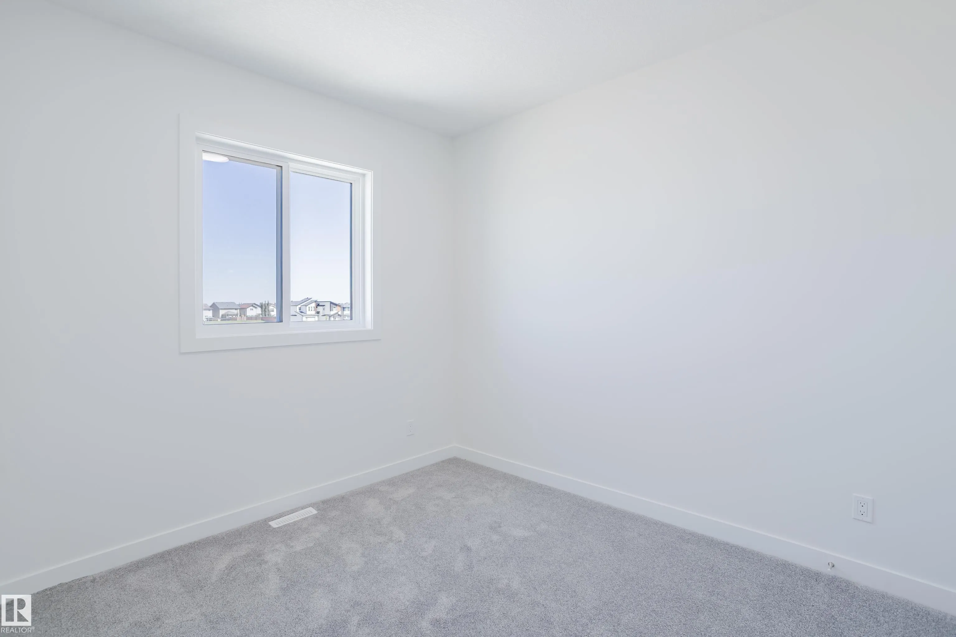 261 Munn Way