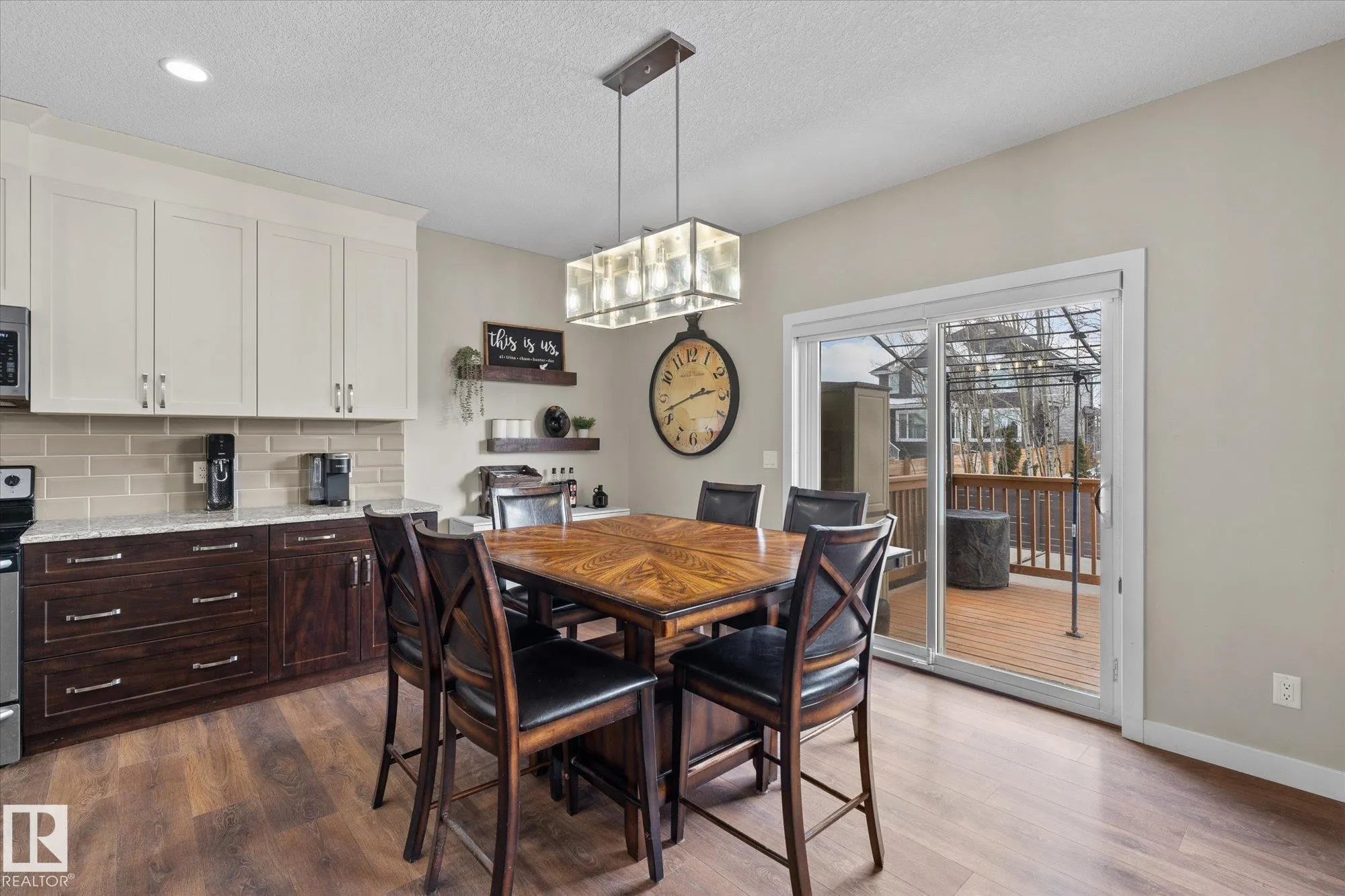 27 KINGSBURY Circle
