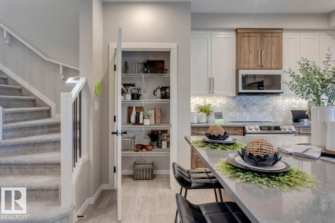 3 ASHBURY Crescent