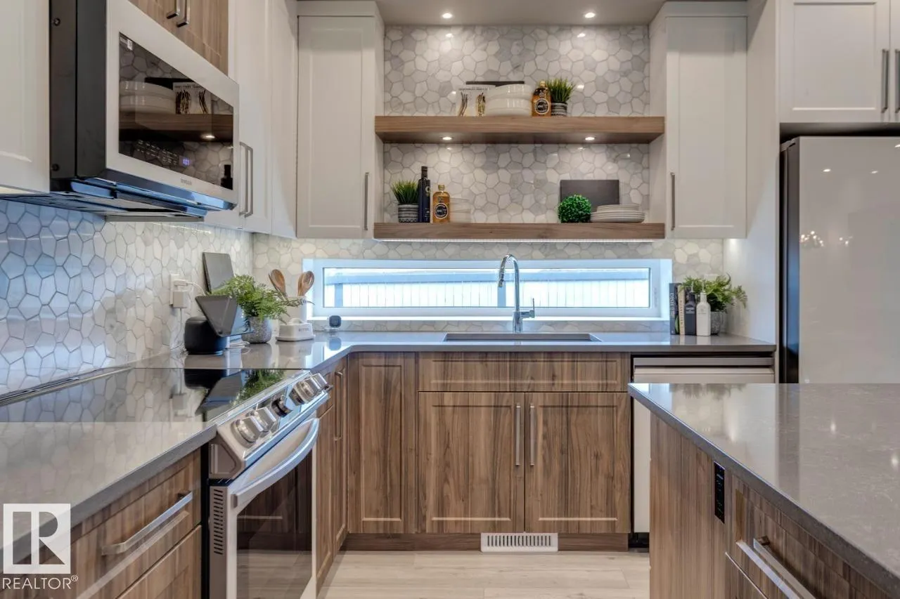 3 ASHBURY Crescent