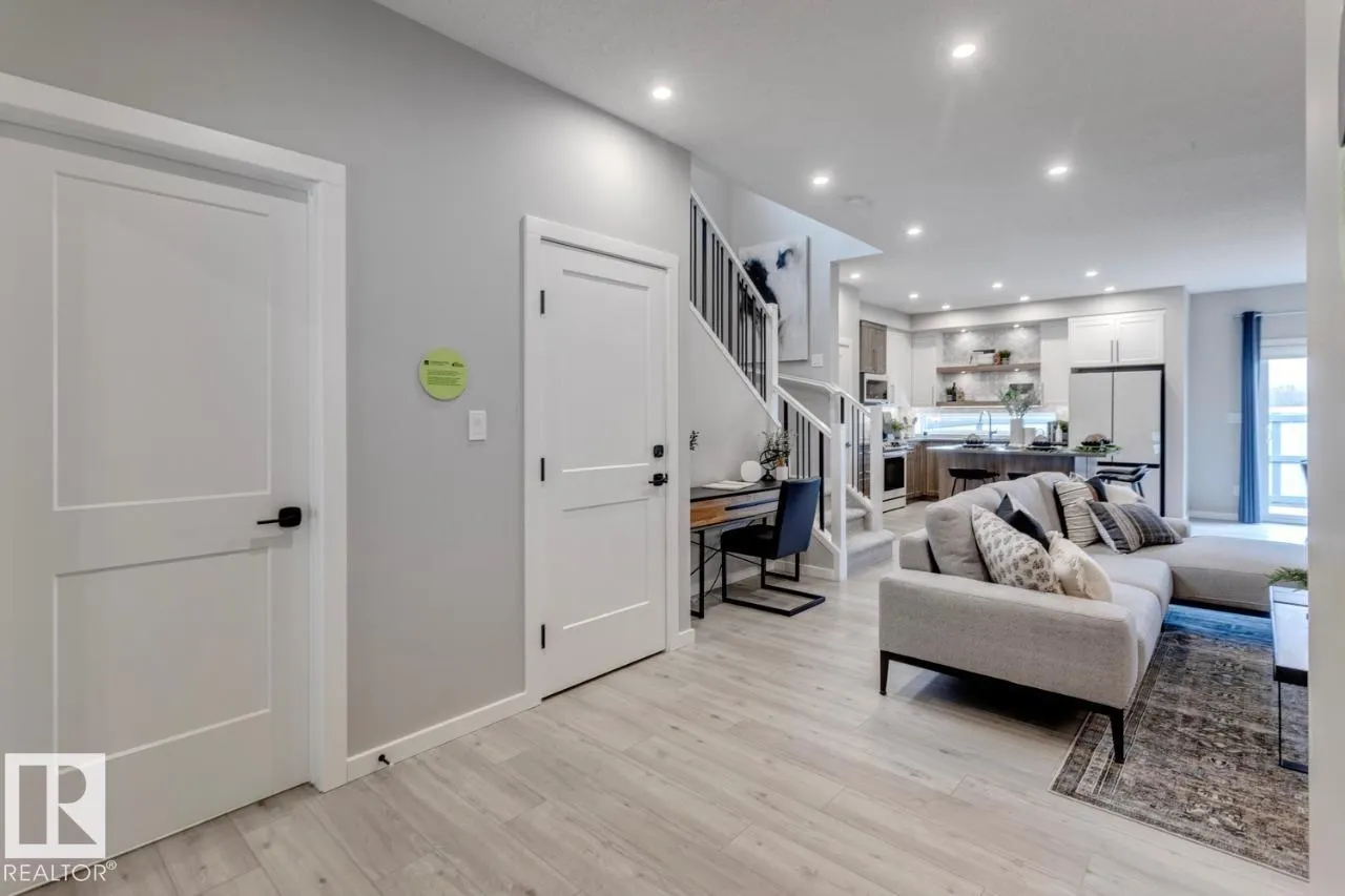 3 ASHBURY Crescent
