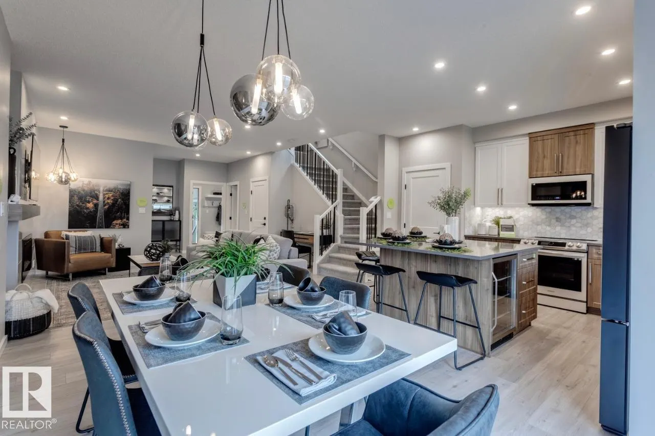 3 ASHBURY Crescent