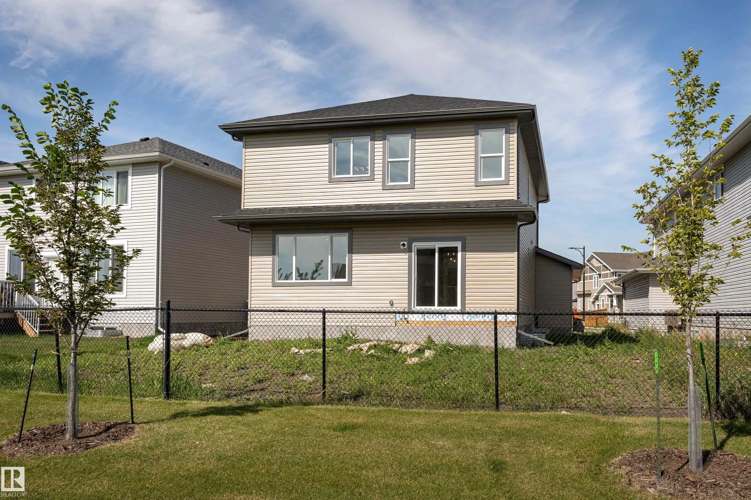 118 ELLICE Bend