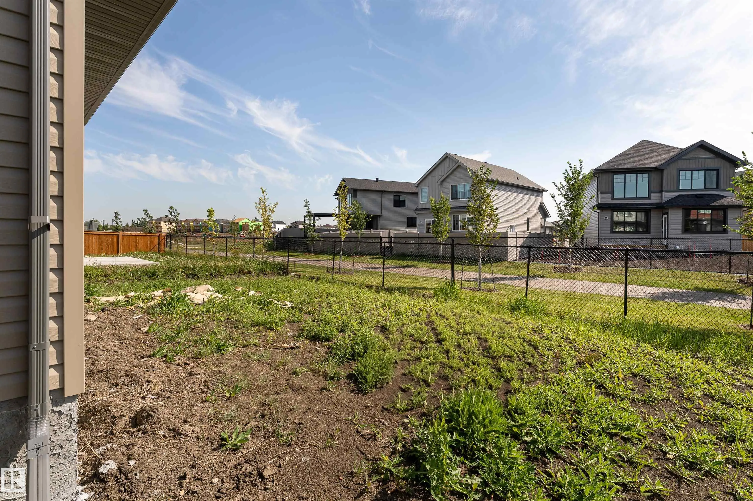 118 ELLICE Bend