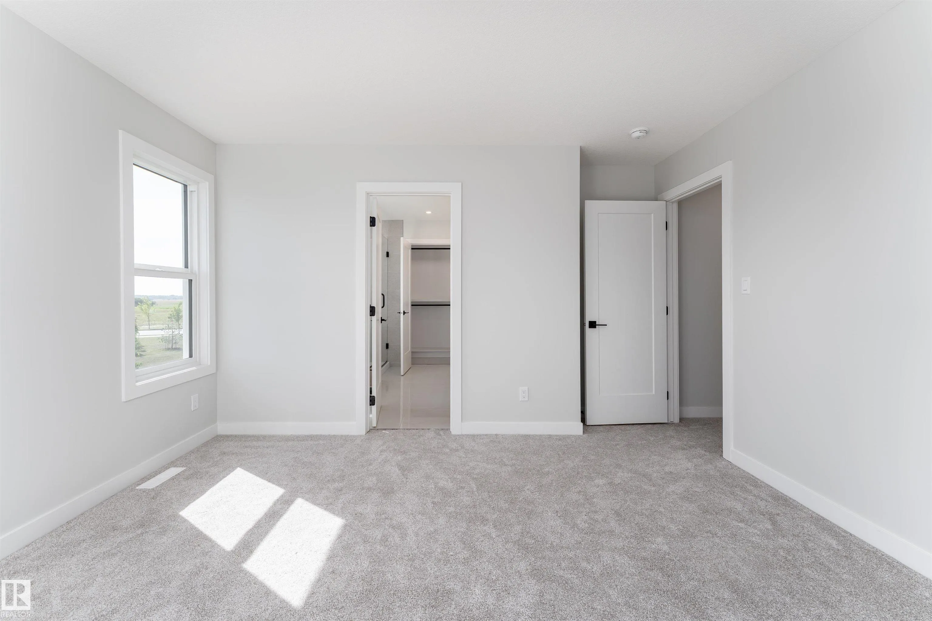 118 ELLICE Bend