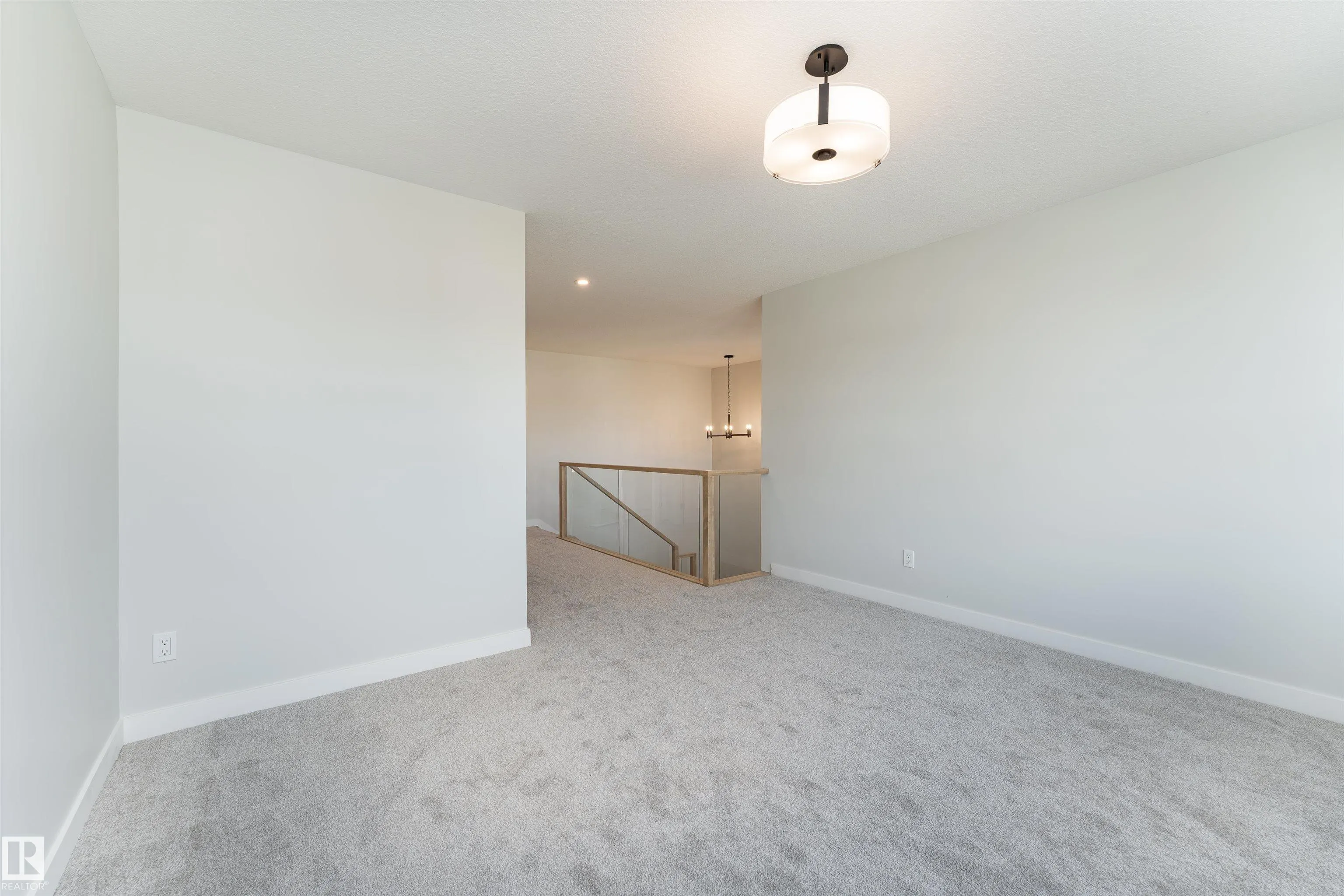 118 ELLICE Bend