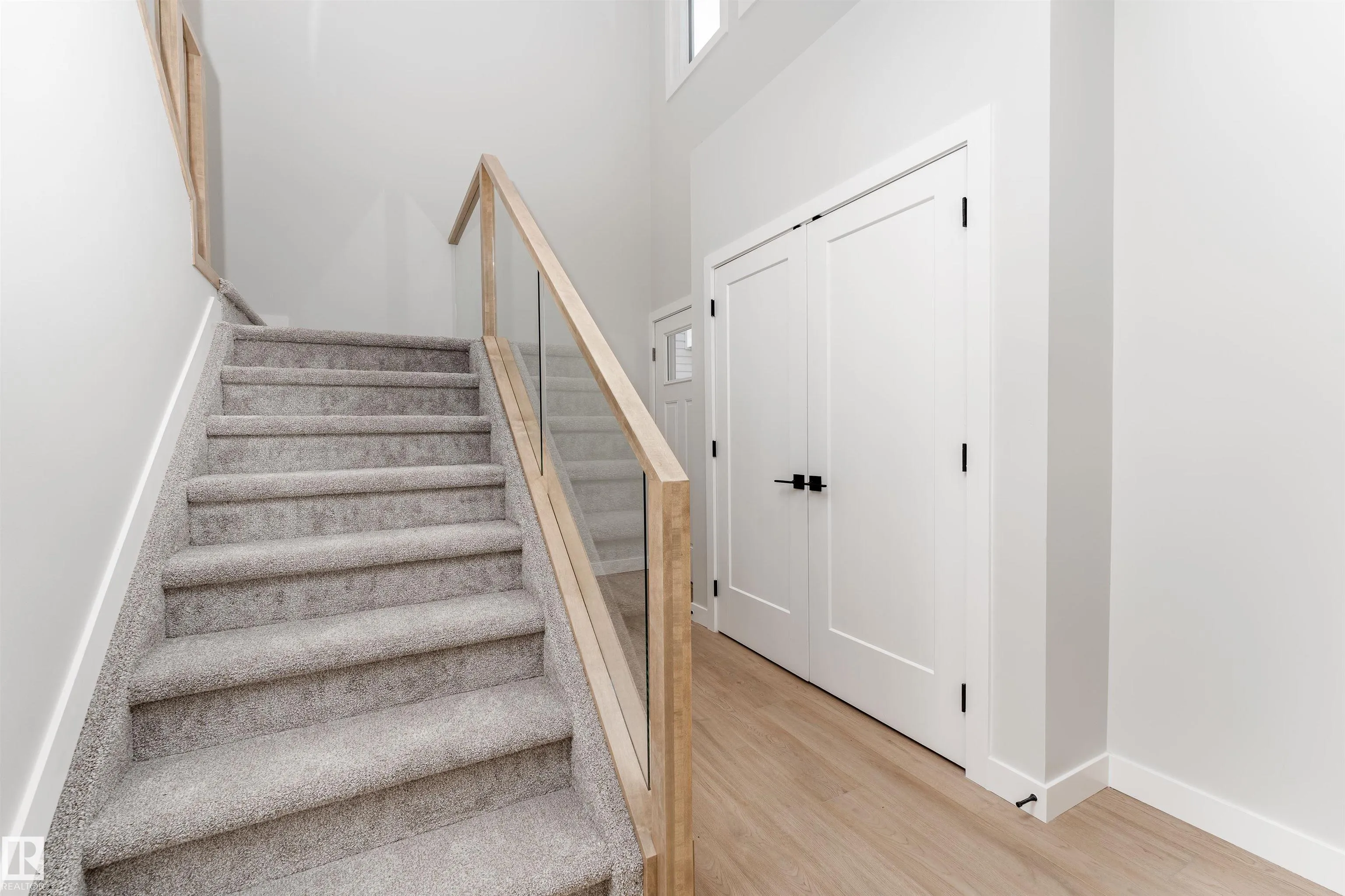 118 ELLICE Bend