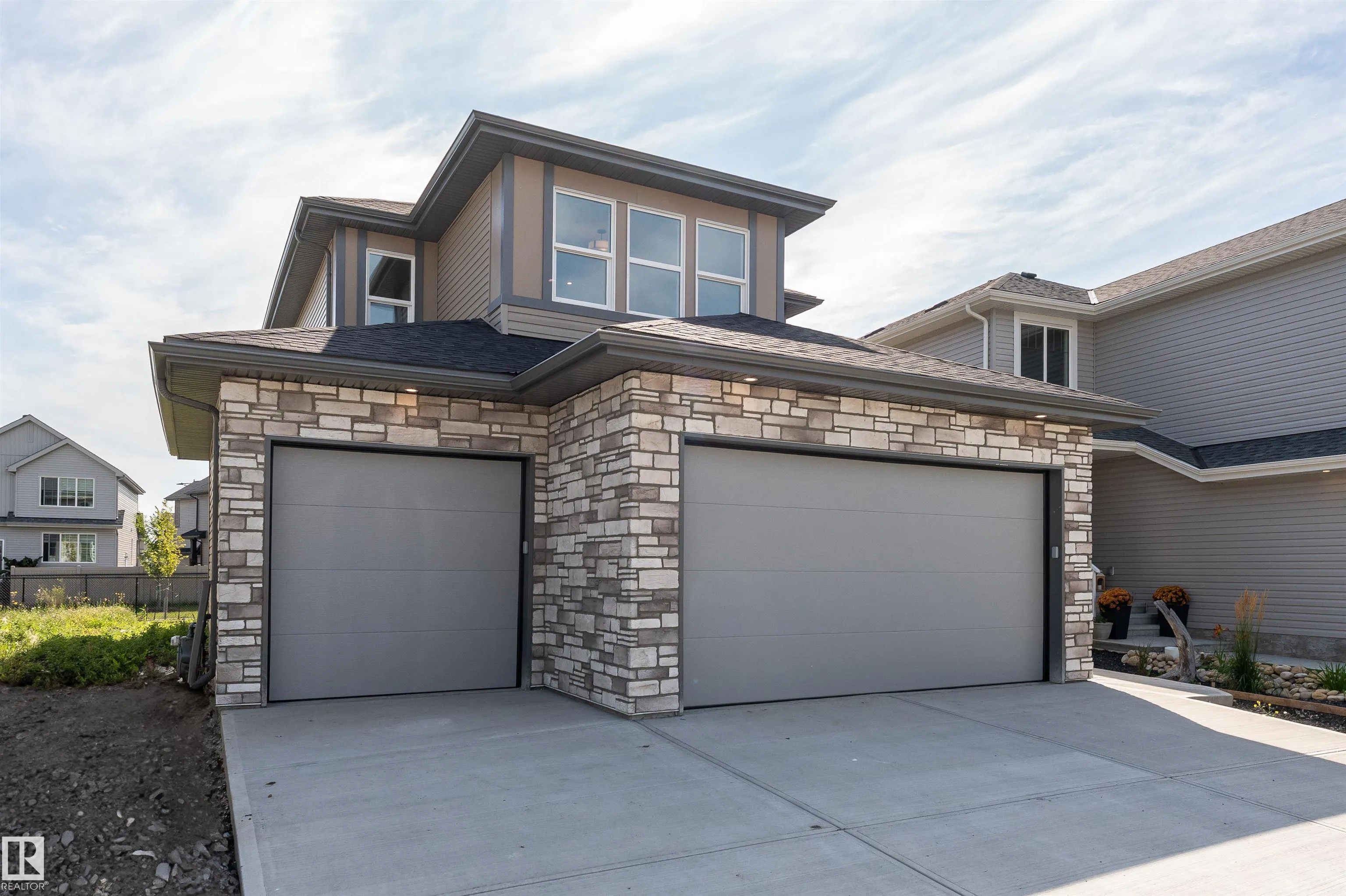 118 ELLICE Bend