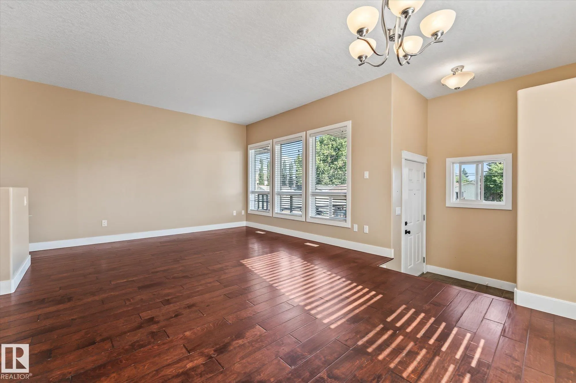 3-215 Church Road
