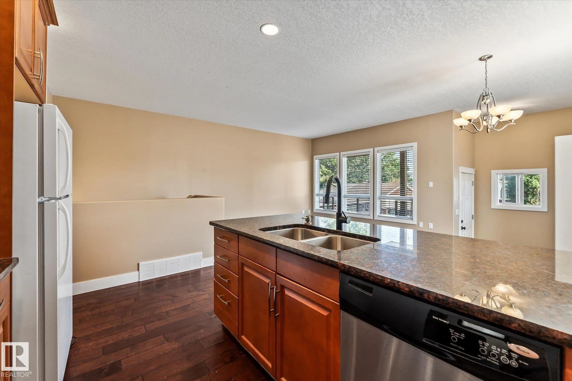 3-215 Church Road