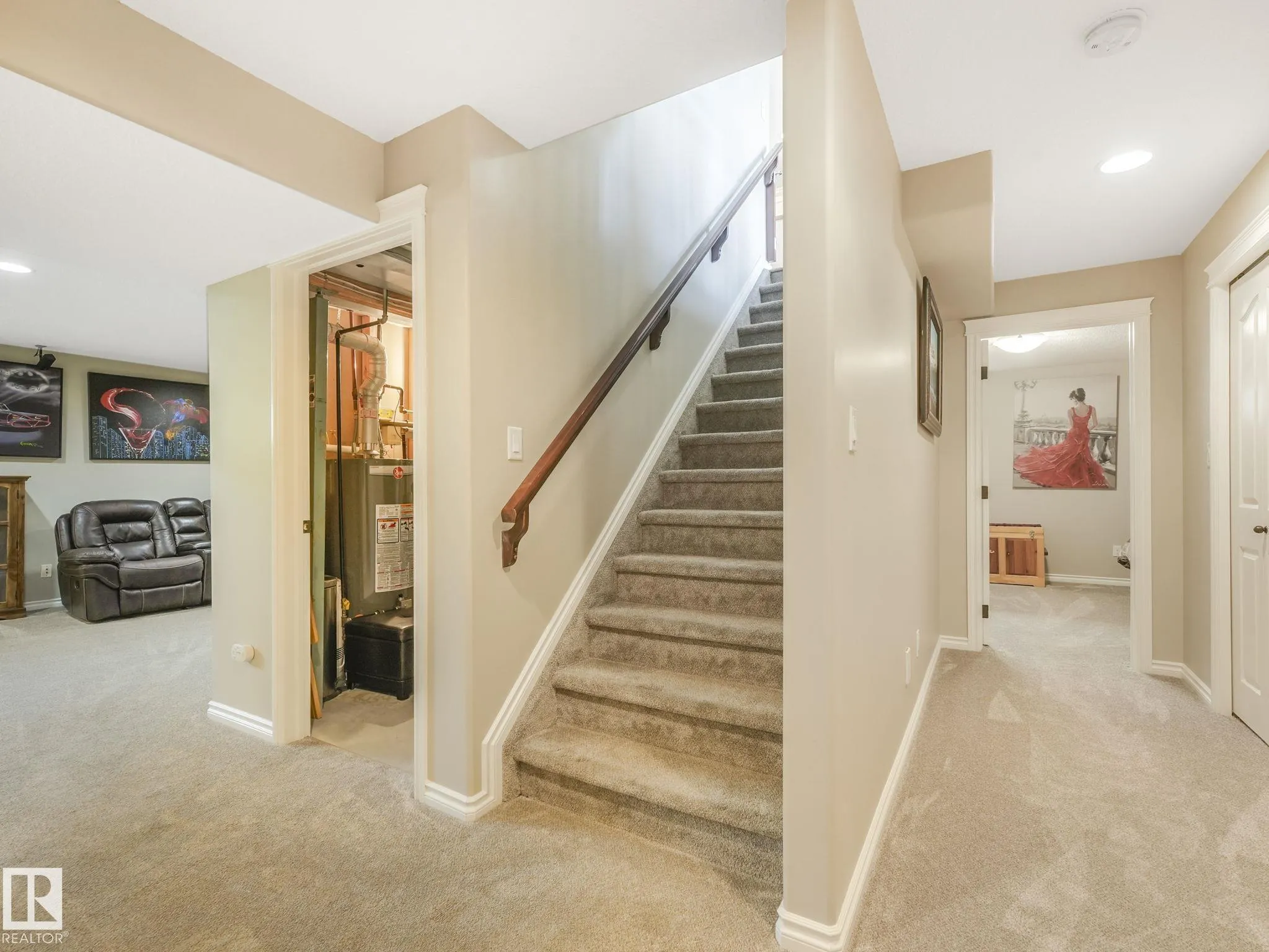 51 WALTERS Place
