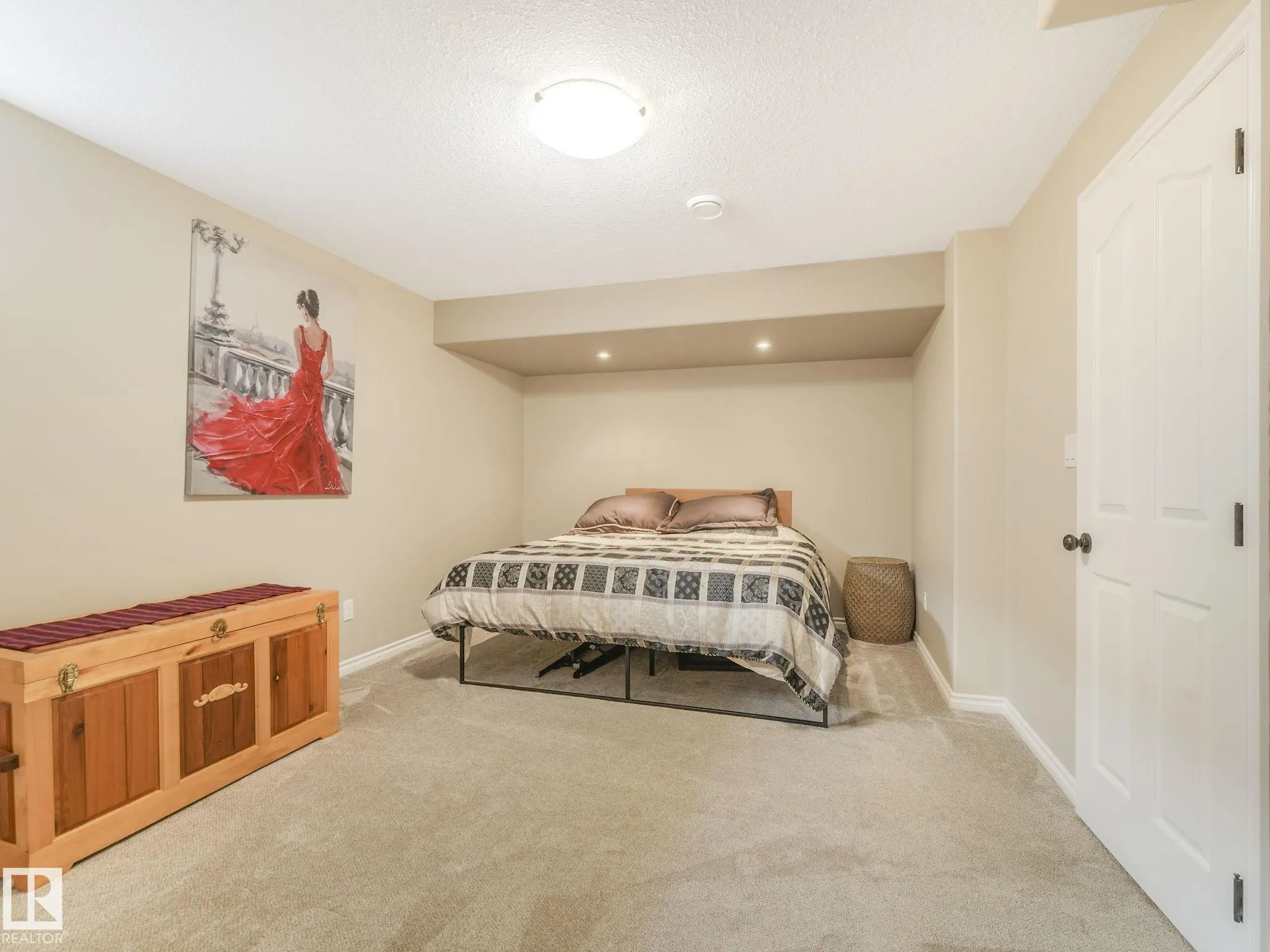 51 WALTERS Place