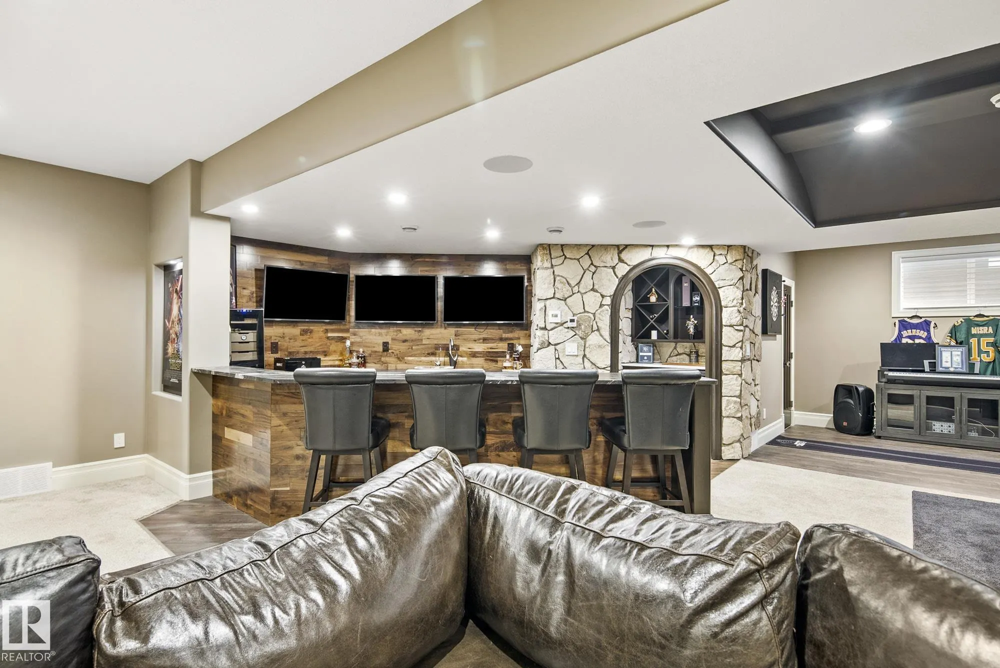 2767 Wheaton Drive