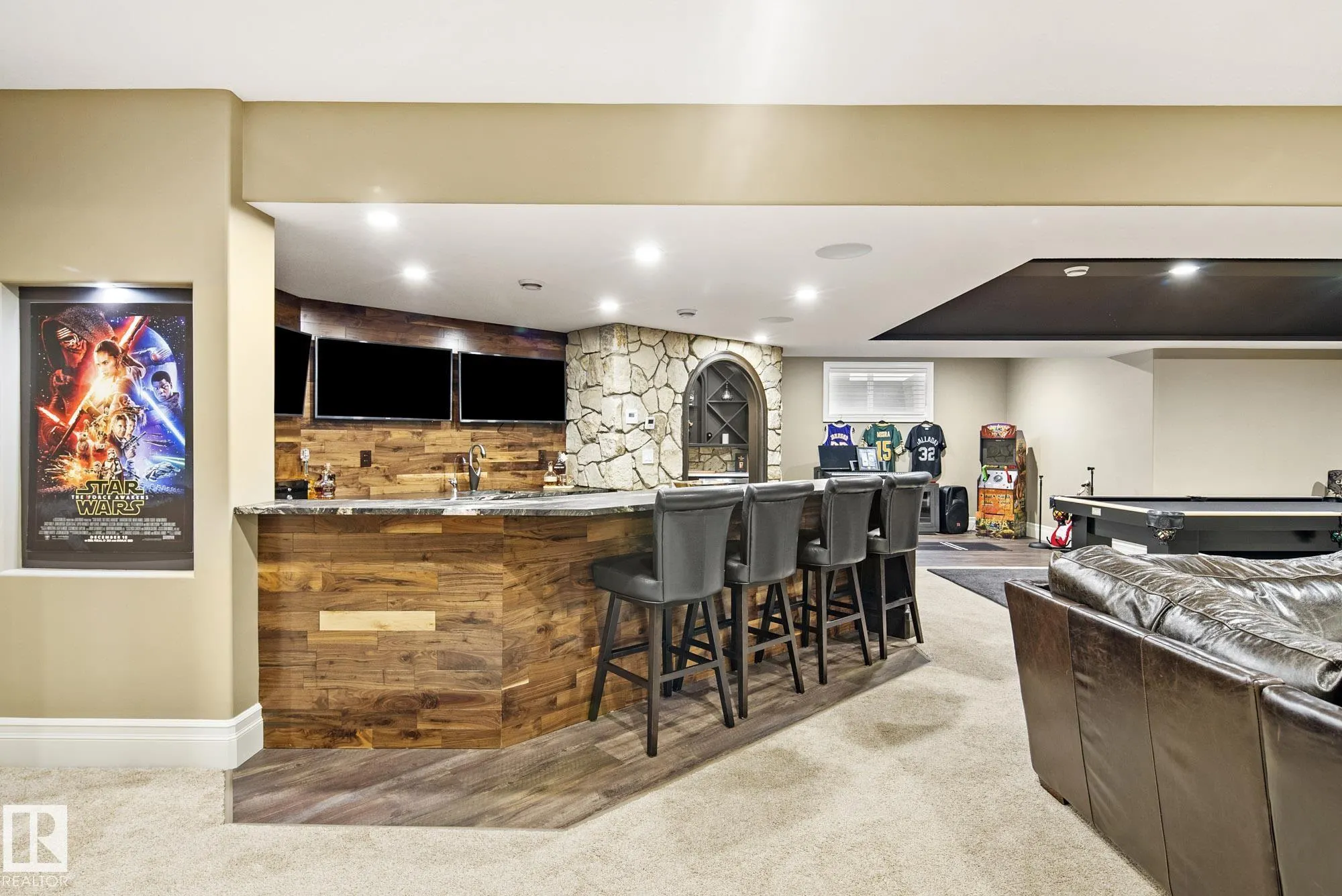 2767 Wheaton Drive