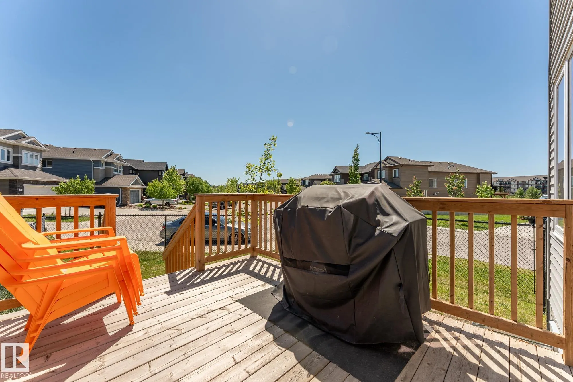 50 EDINBURGH CRT