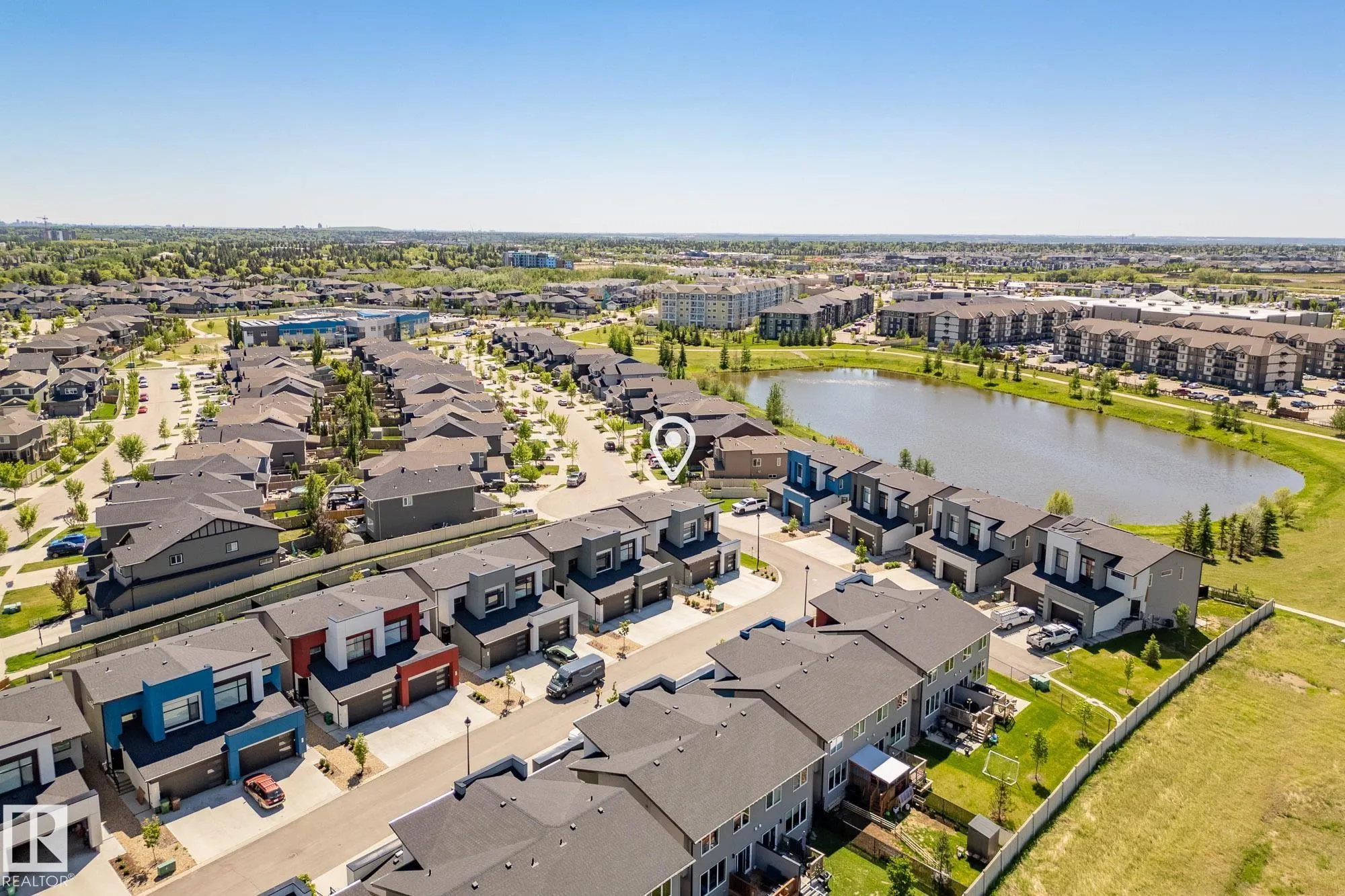 50 EDINBURGH CRT