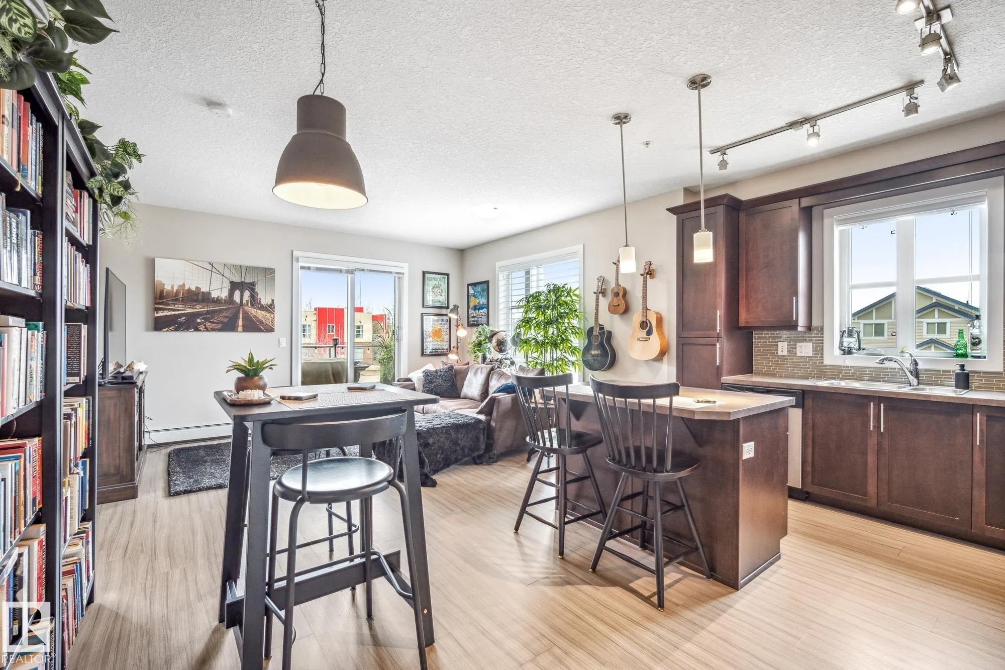 2588 ANDERSON Way