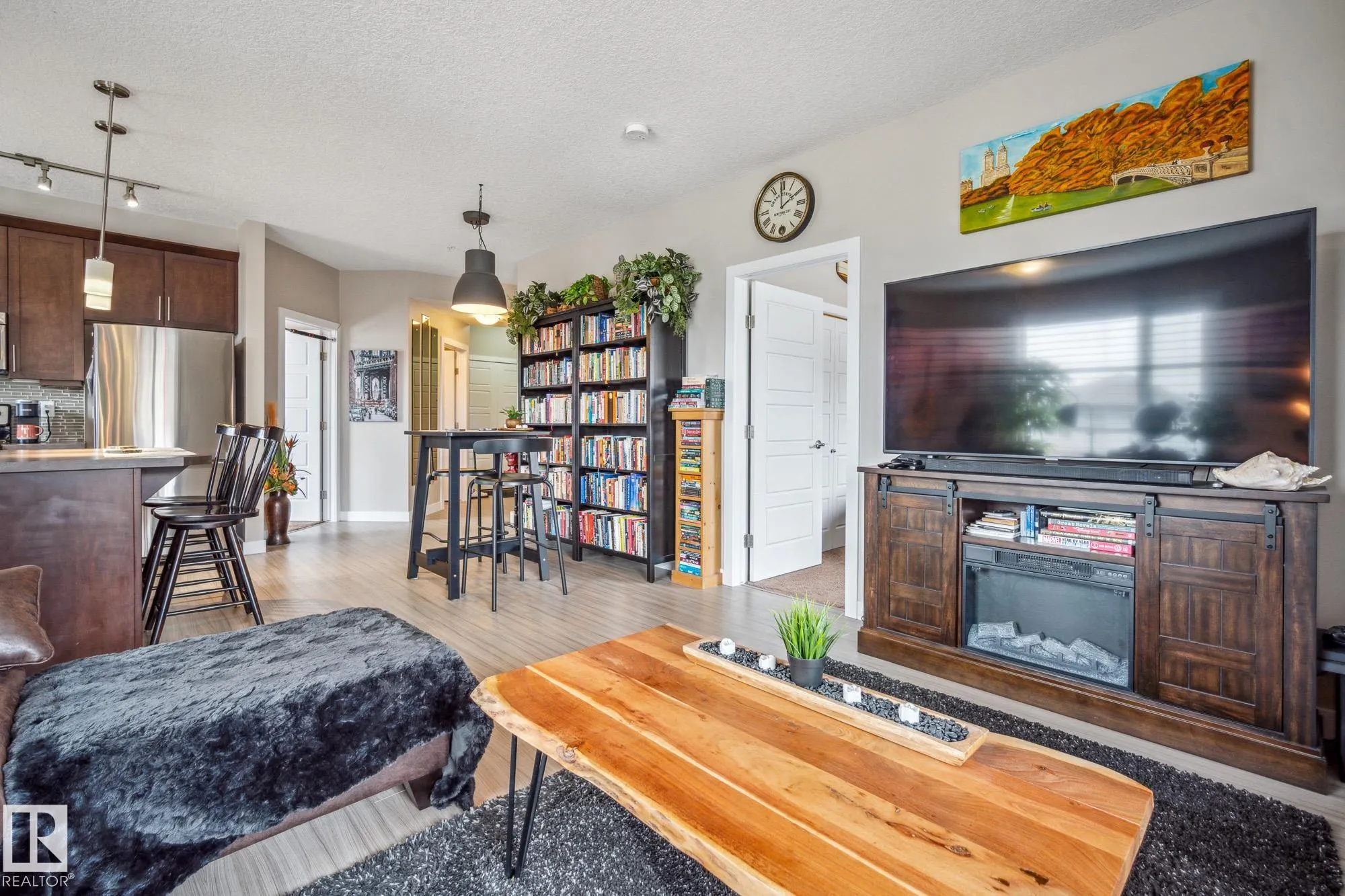 2588 ANDERSON Way