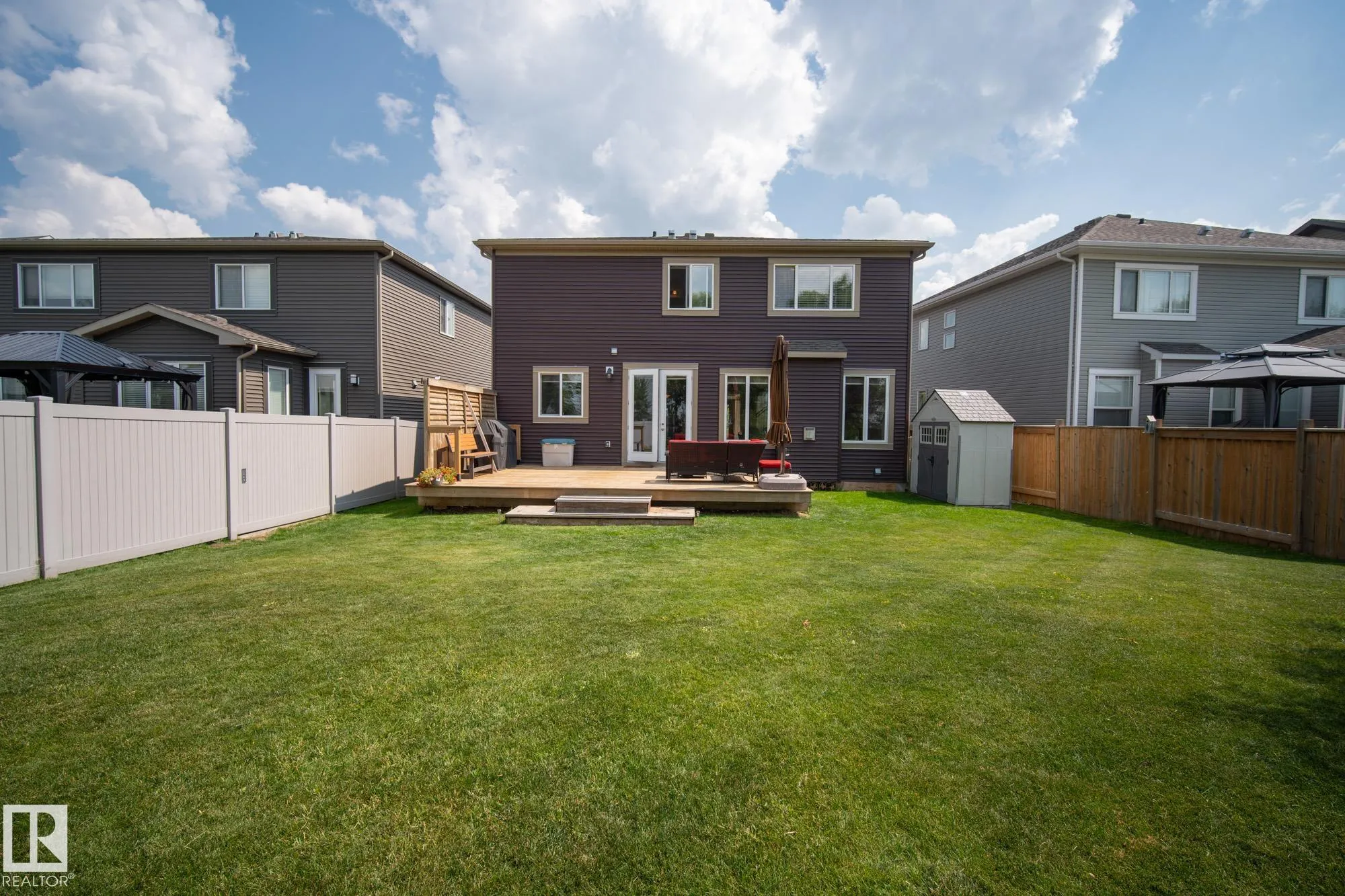 81 ROSEMOUNT Boulevard