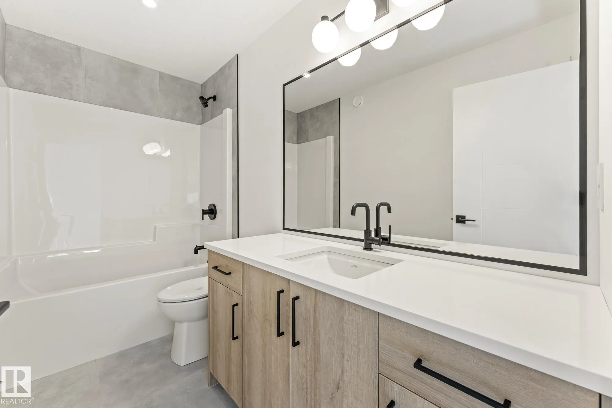 103 Newbury Ci