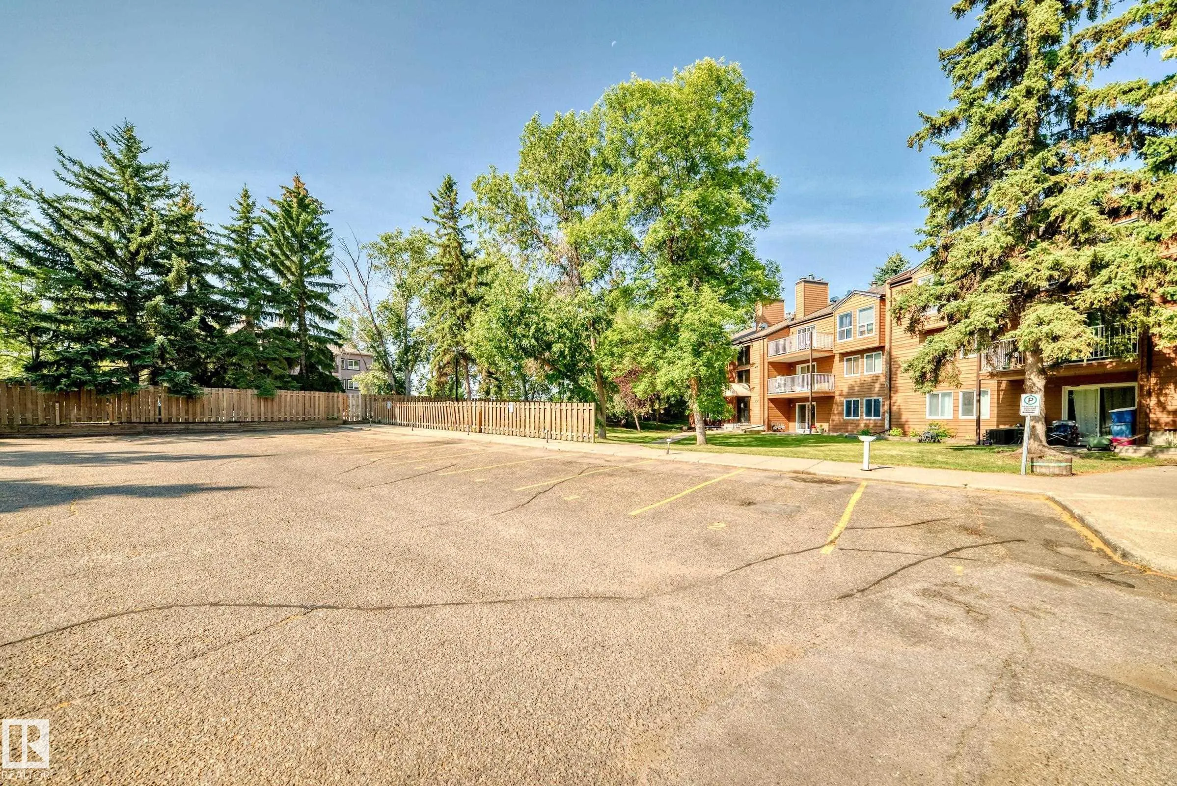 24 Alpine Place