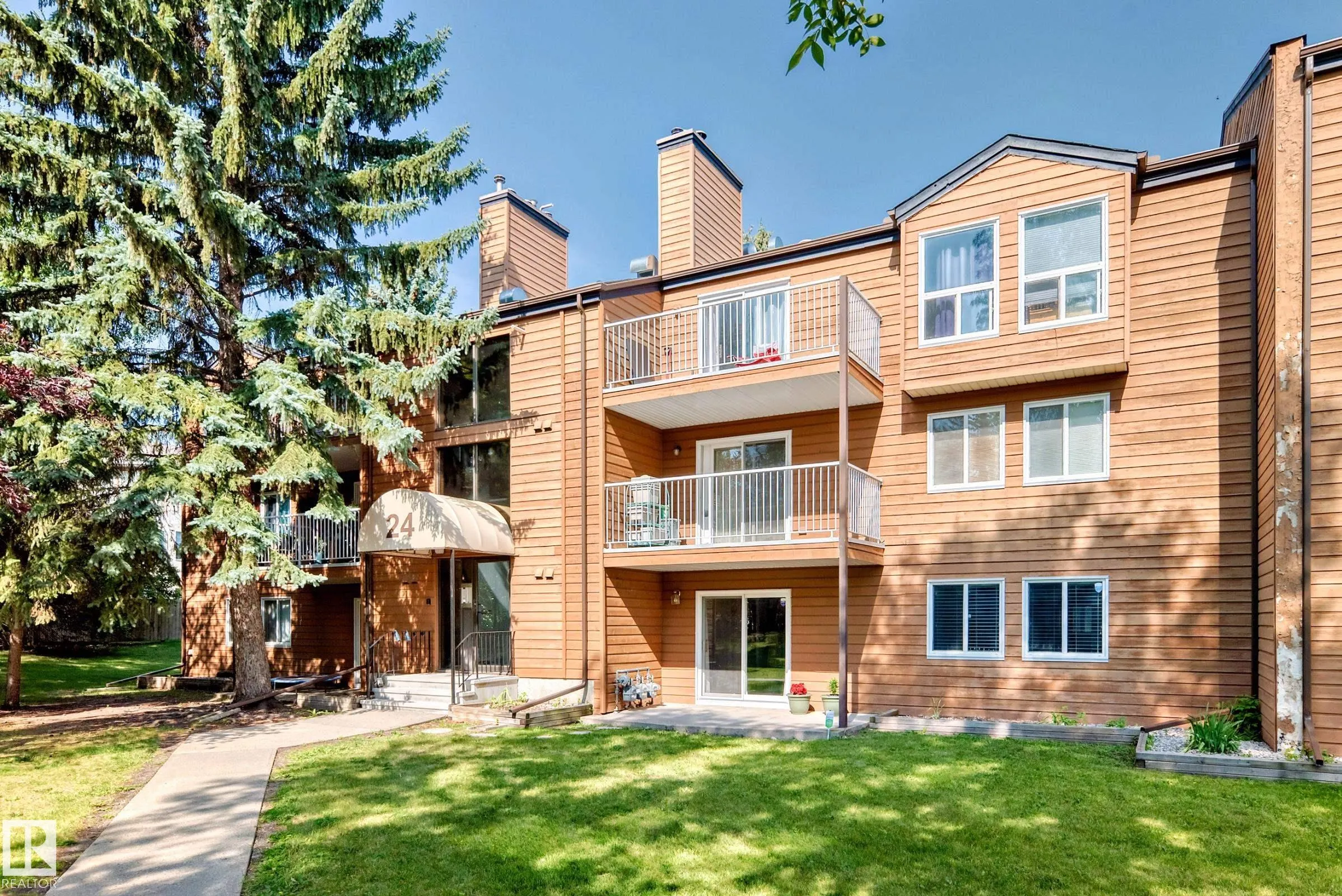 24 Alpine Place