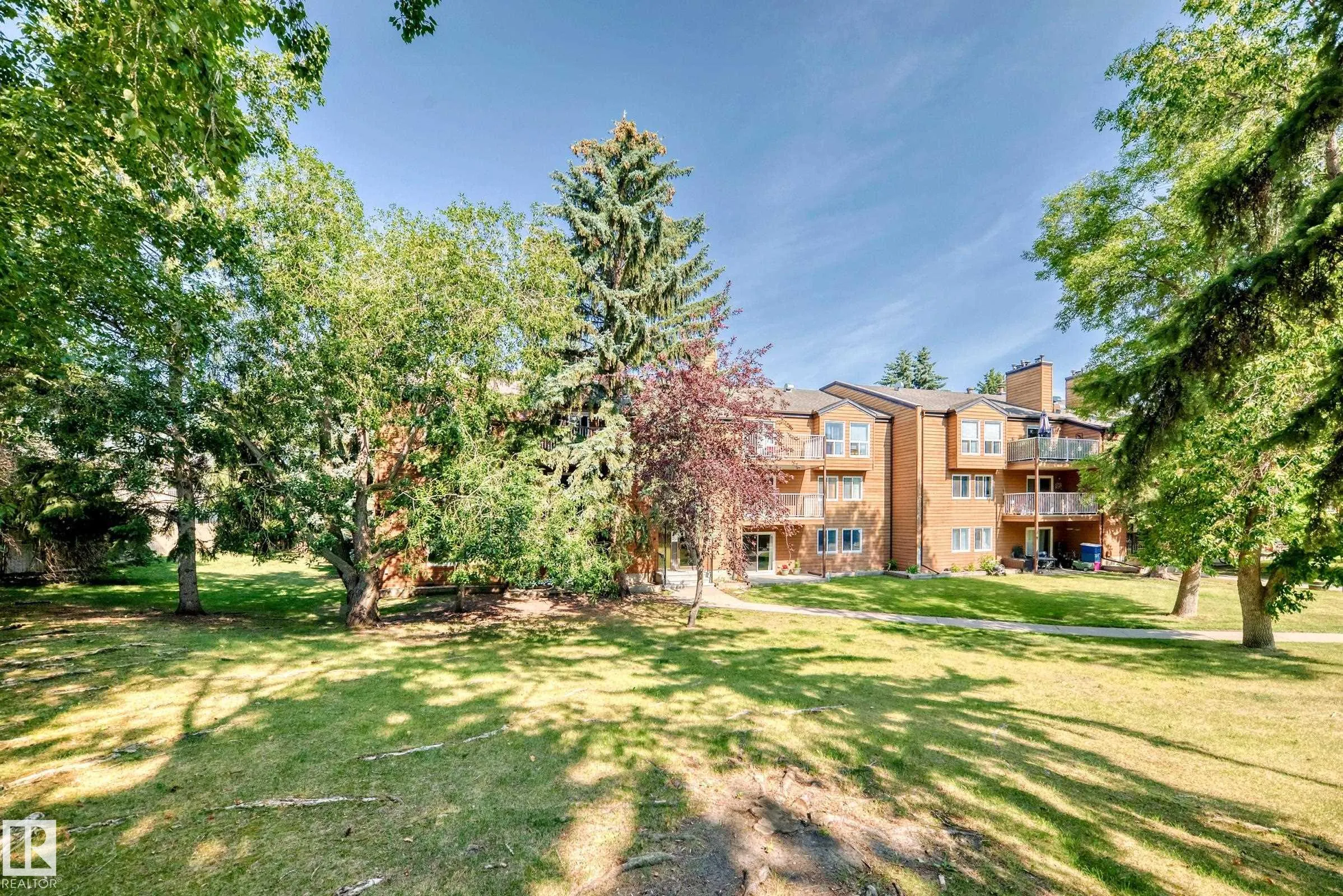 24 Alpine Place