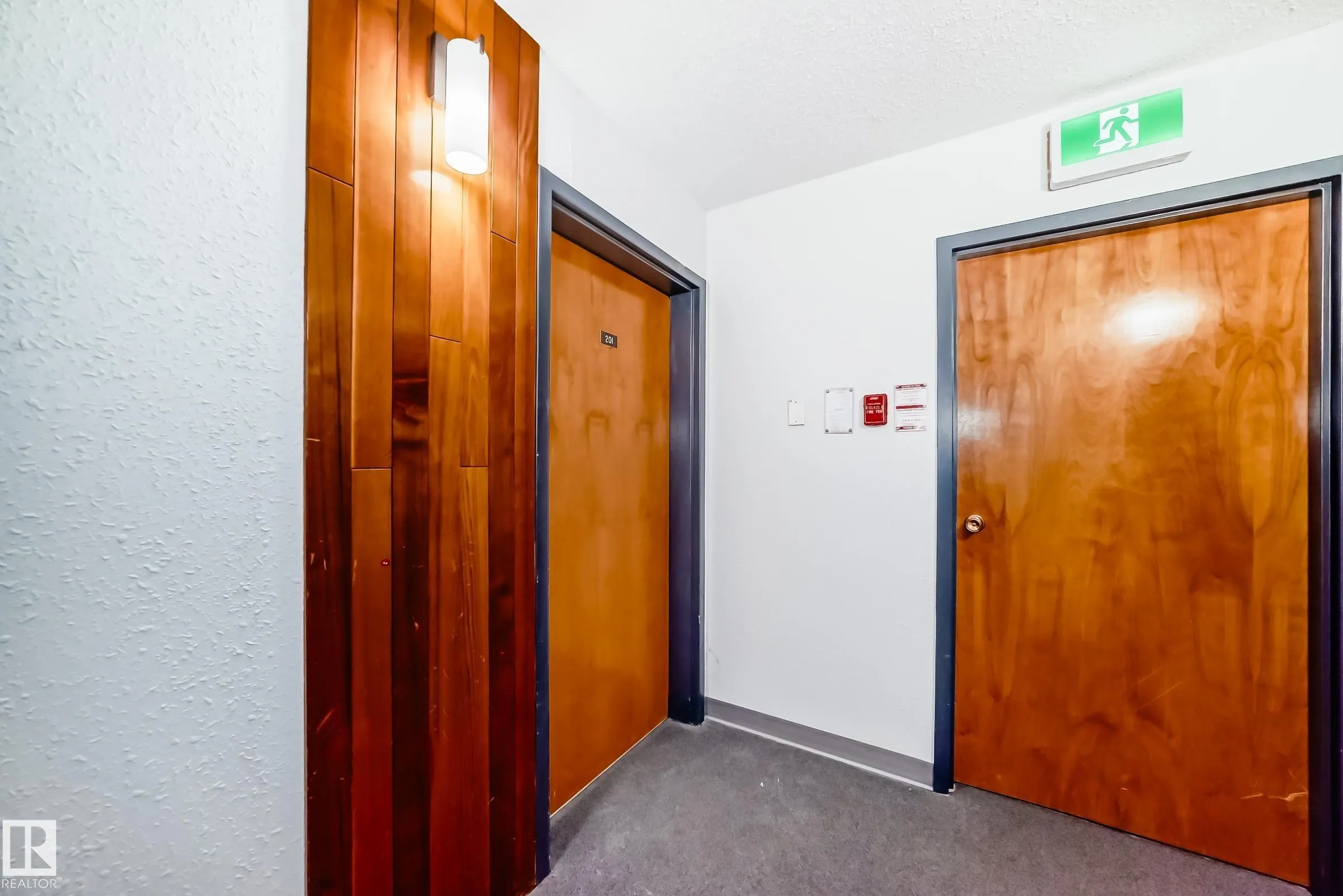 24 Alpine Place