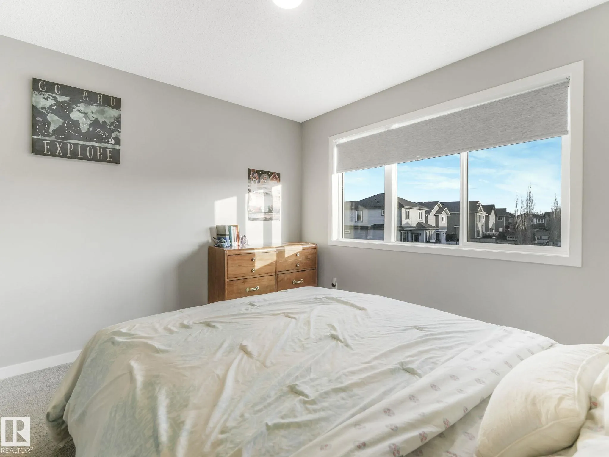 10 AUTUMNWOOD Crescent