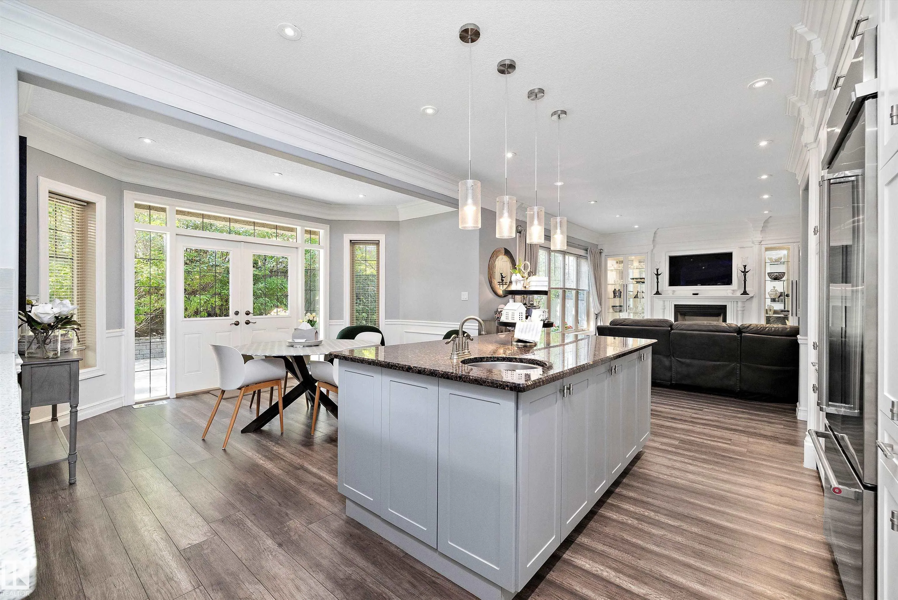 19 OAK Point(e)