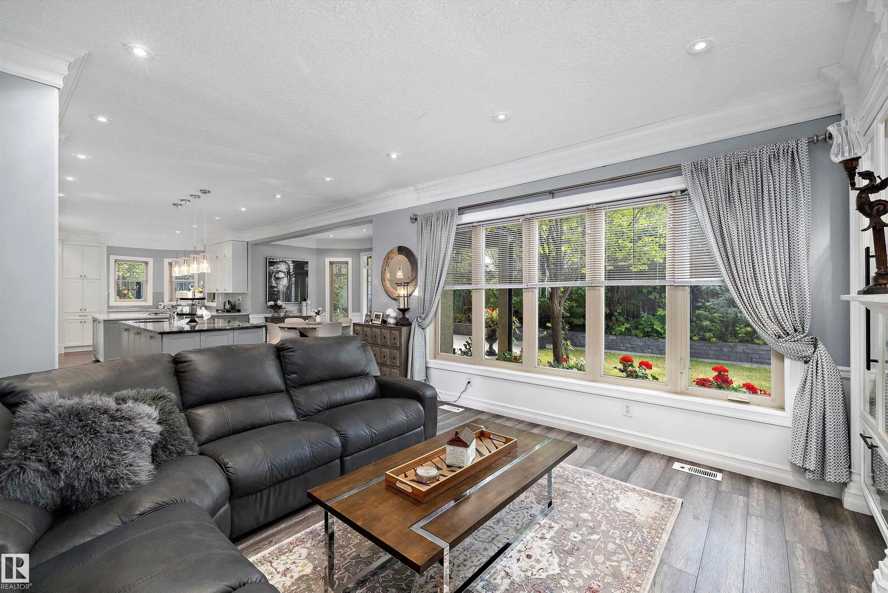 19 OAK Point(e)