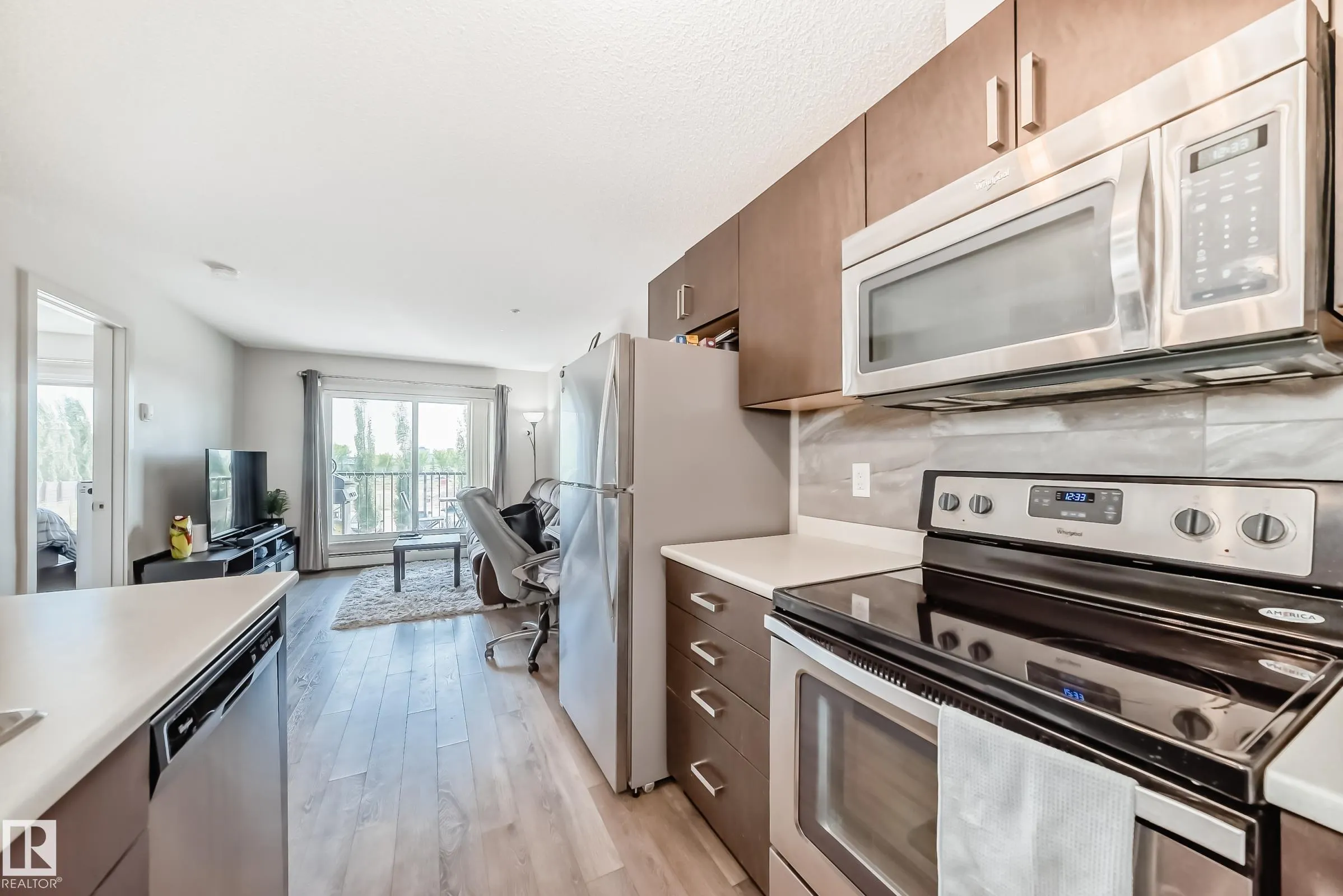 390 WINDERMERE Road