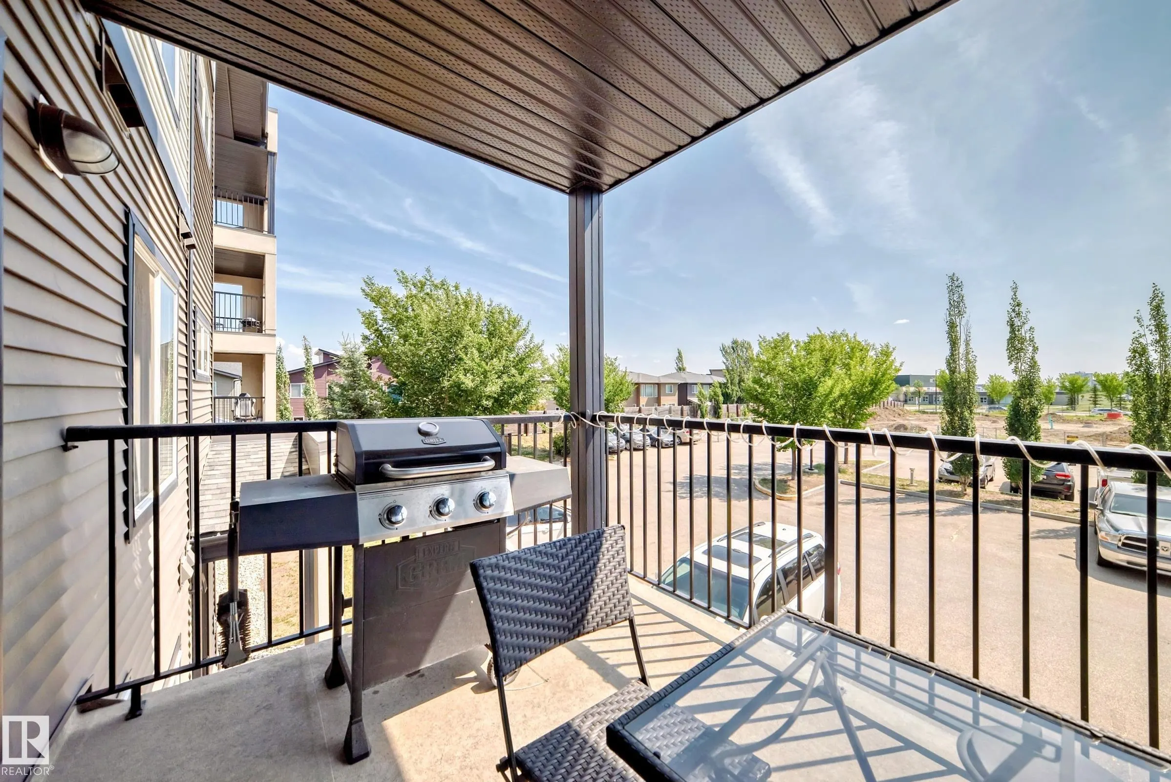390 WINDERMERE Road