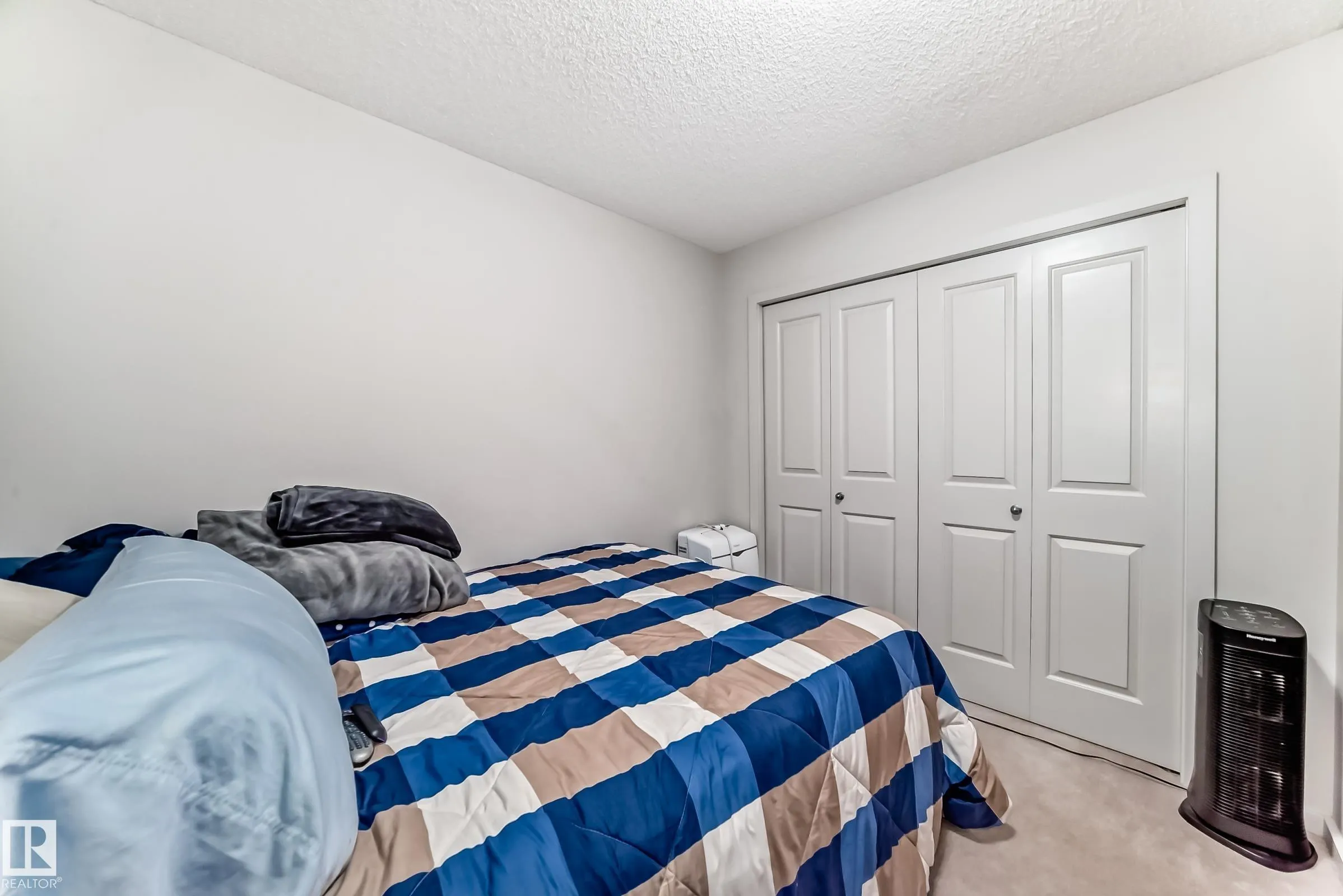 390 WINDERMERE Road