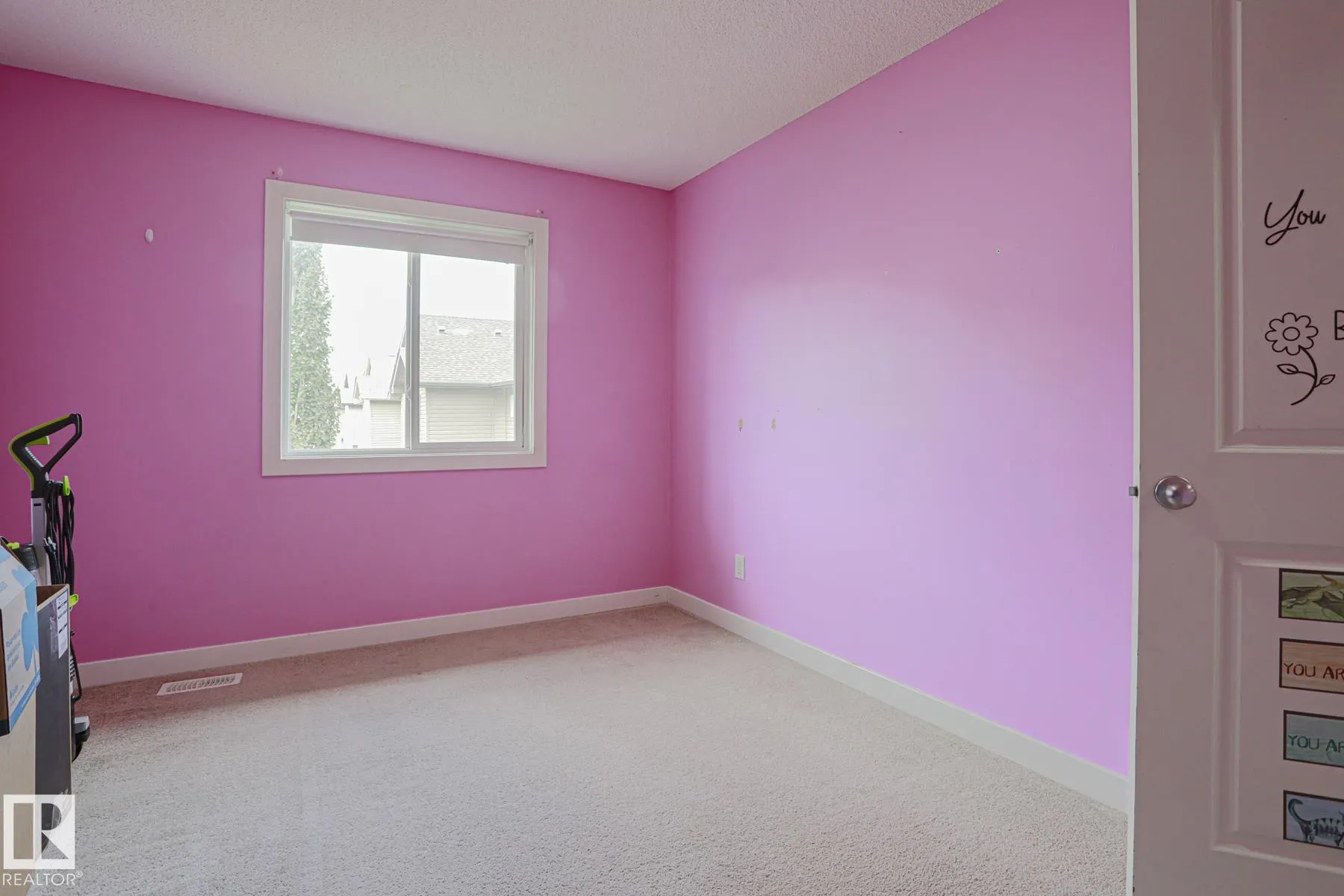 141 MCLAUGHLIN Drive